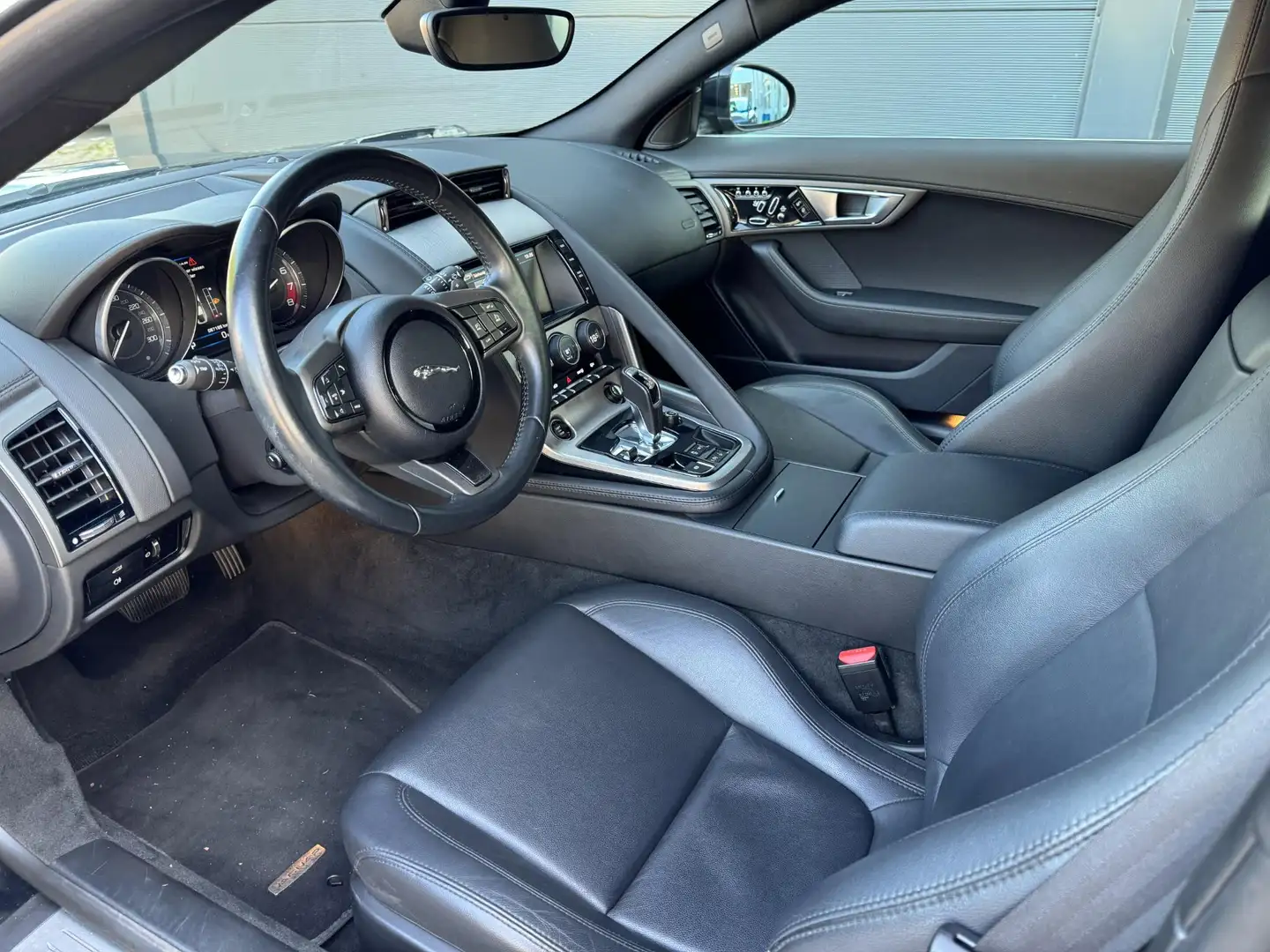 Jaguar F-Type 3.0 V6 Coupé / Sport uitlaat Zwart - 2