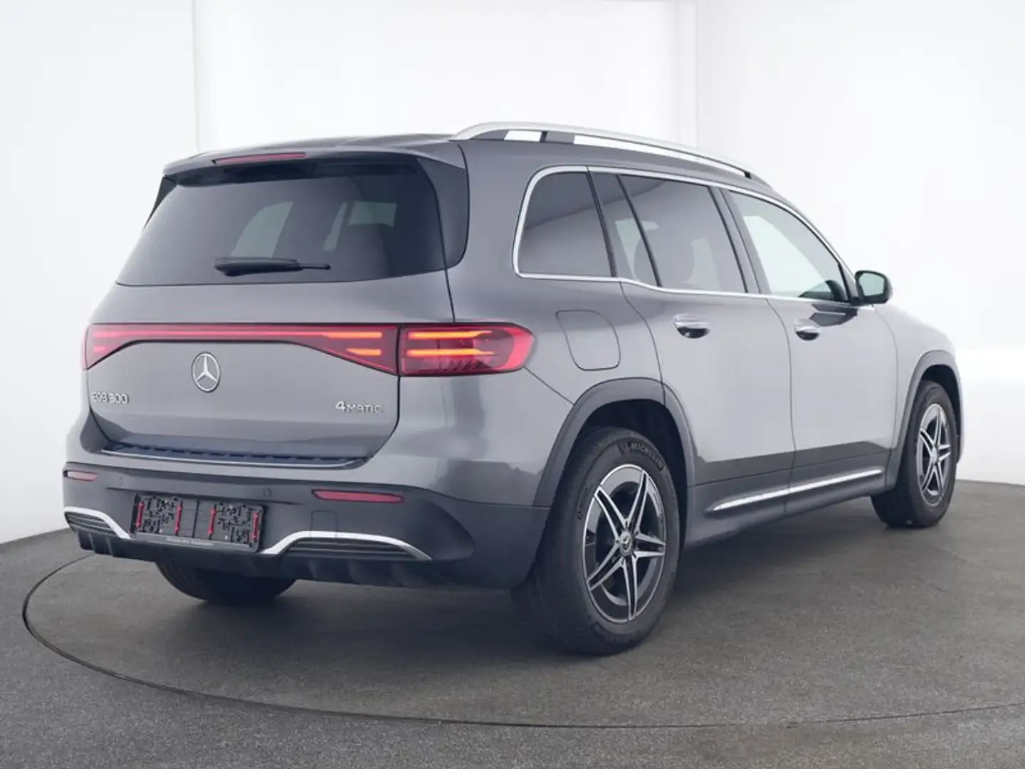 Mercedes-Benz EQB 300 4M *FACELIFT* AMG Premium 360°cam Burmester Memory Grijs - 2