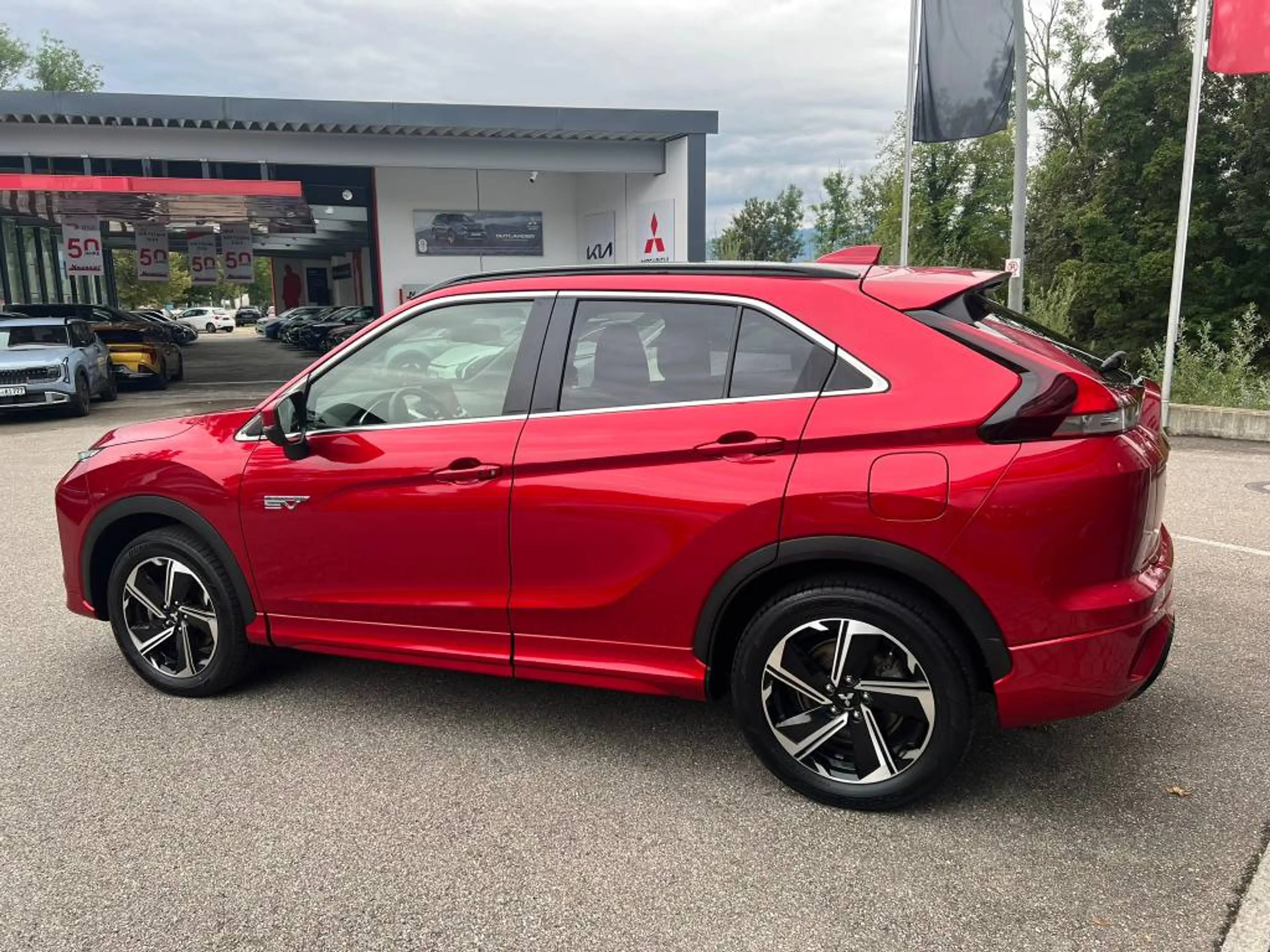 Mitsubishi Eclipse Cross Plug-in Hybrid TOP 2.4 MIVEC 4WD,Leder schwarz — photo 4