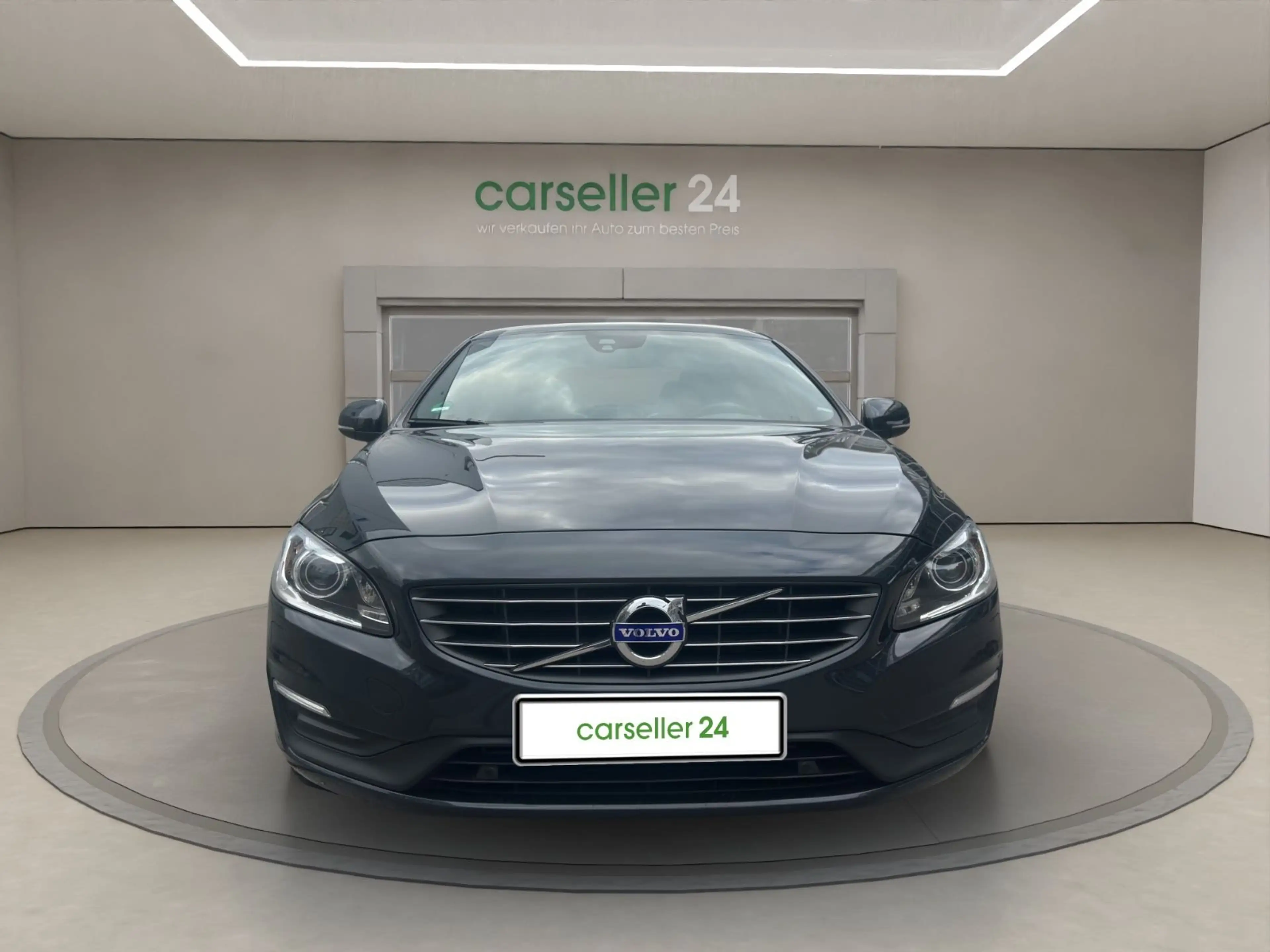 Volvo S60 Lim. Momentum — photo 2