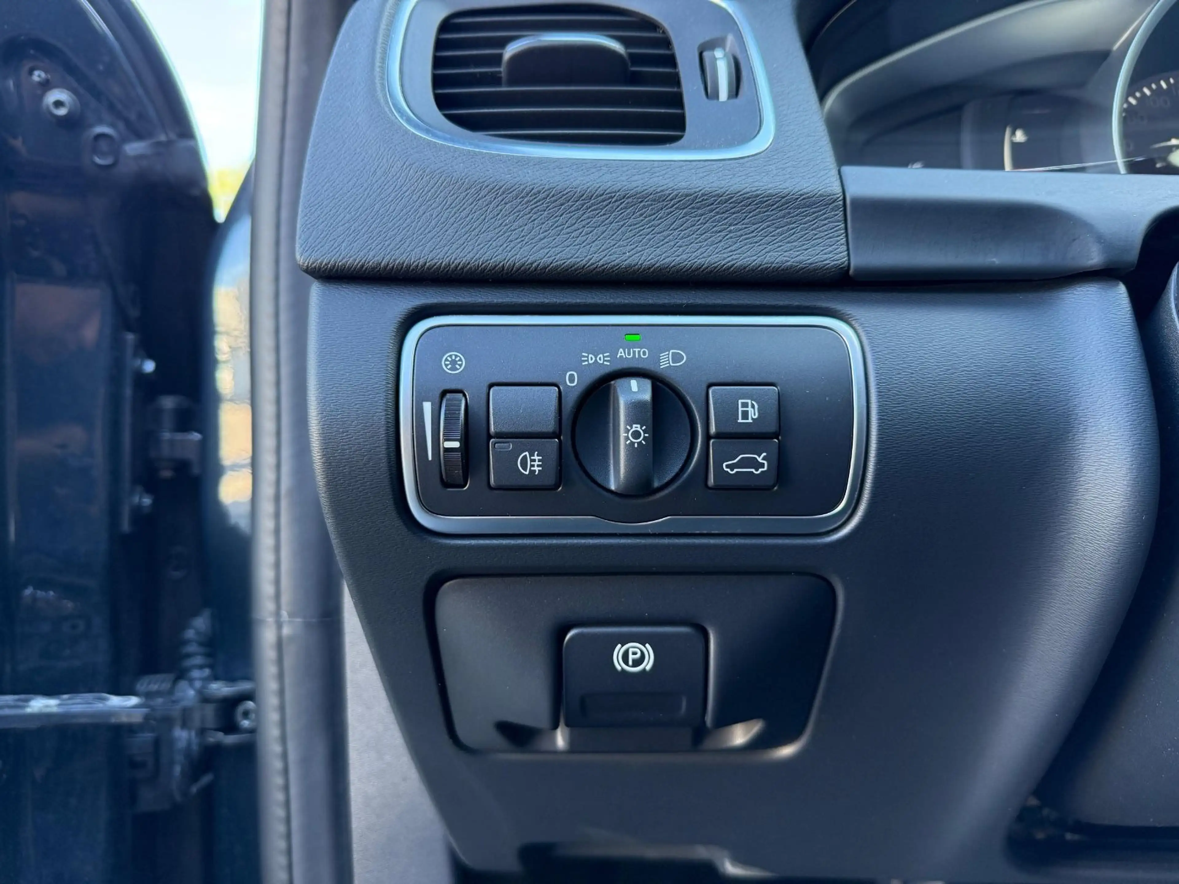 Volvo S60 Lim. Momentum — photo 13
