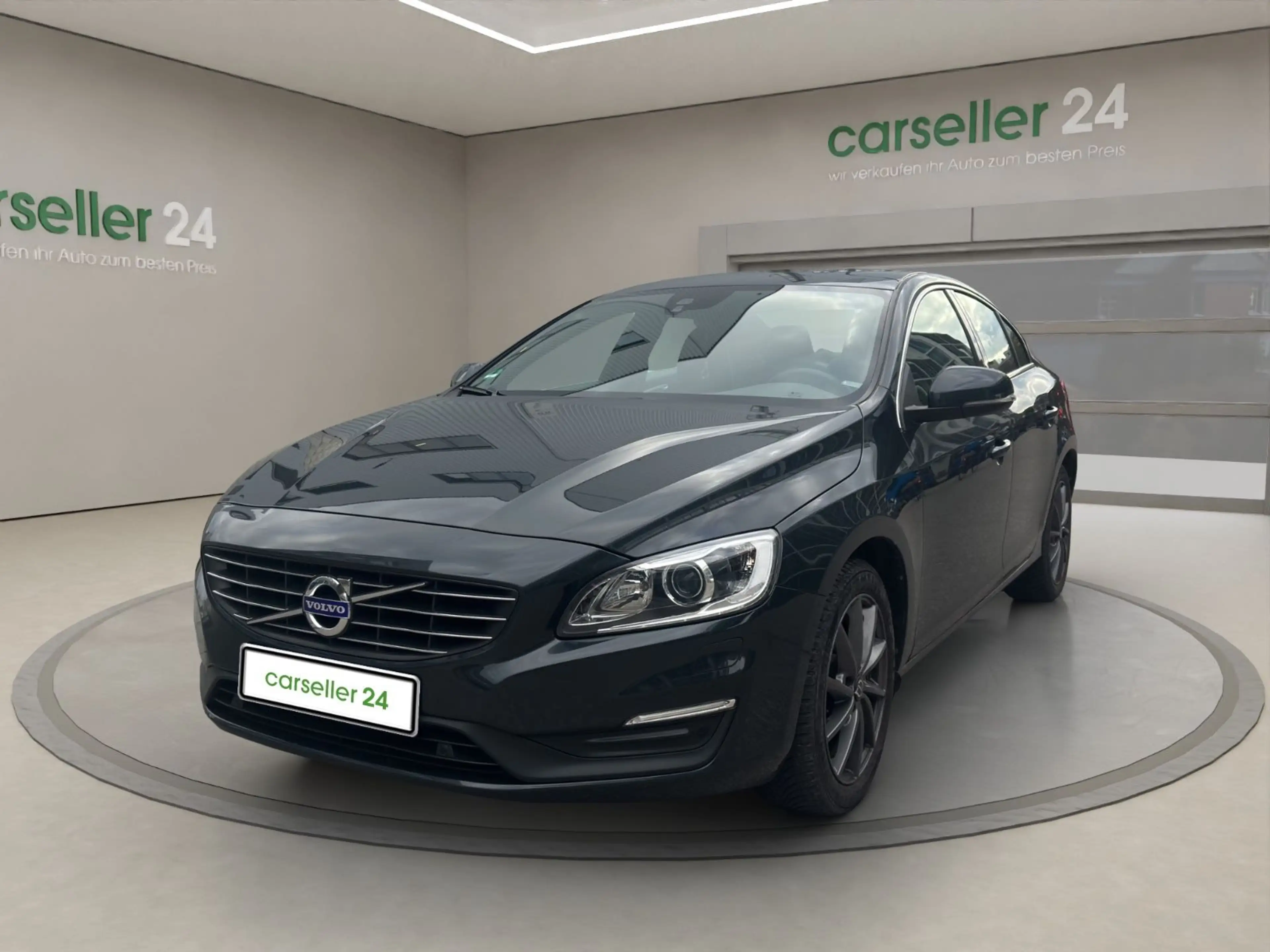 Volvo S60 Lim. Momentum — photo 3