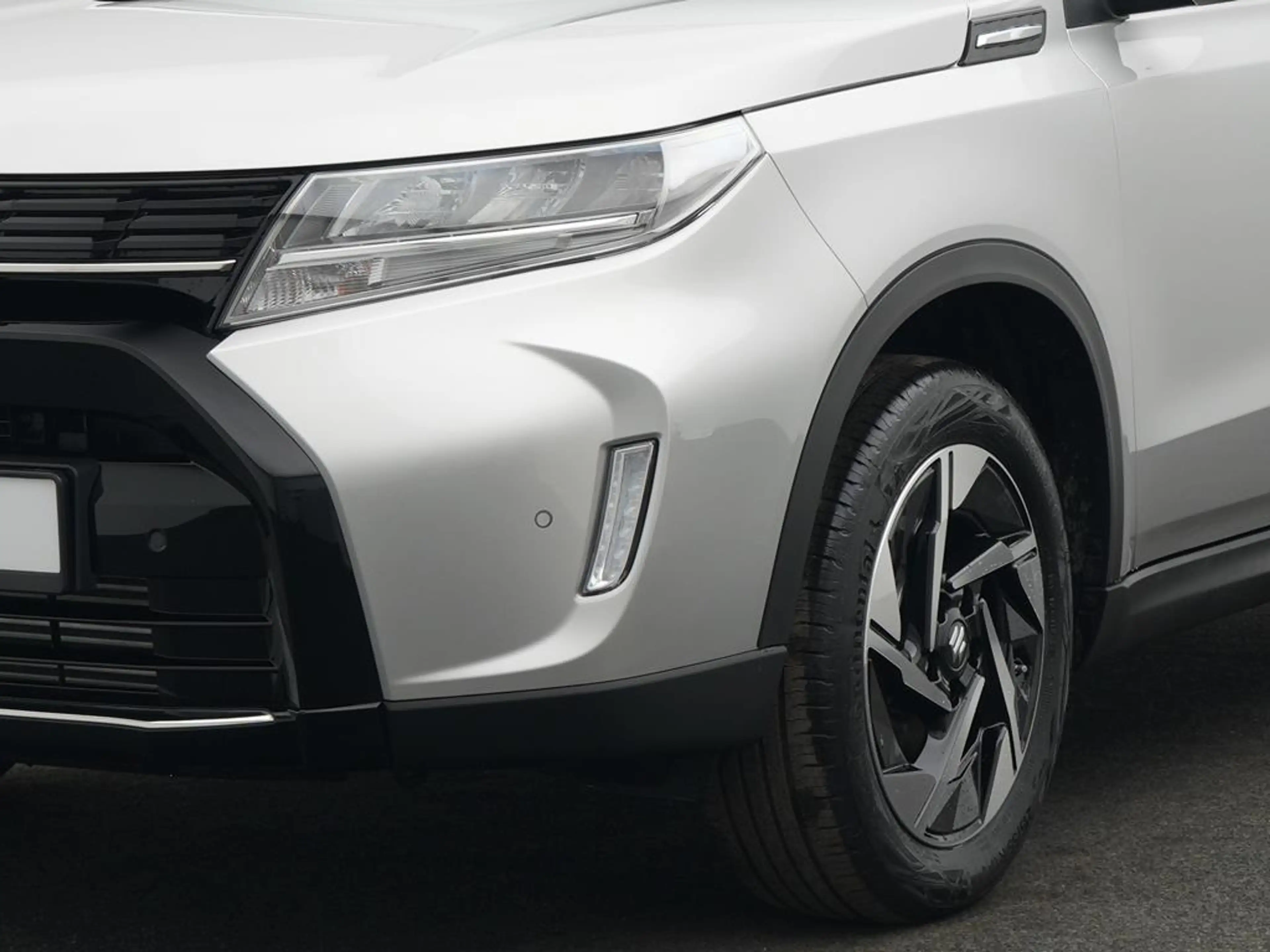 Suzuki Vitara 1.4 COMFORT+ HYBRID — photo 11
