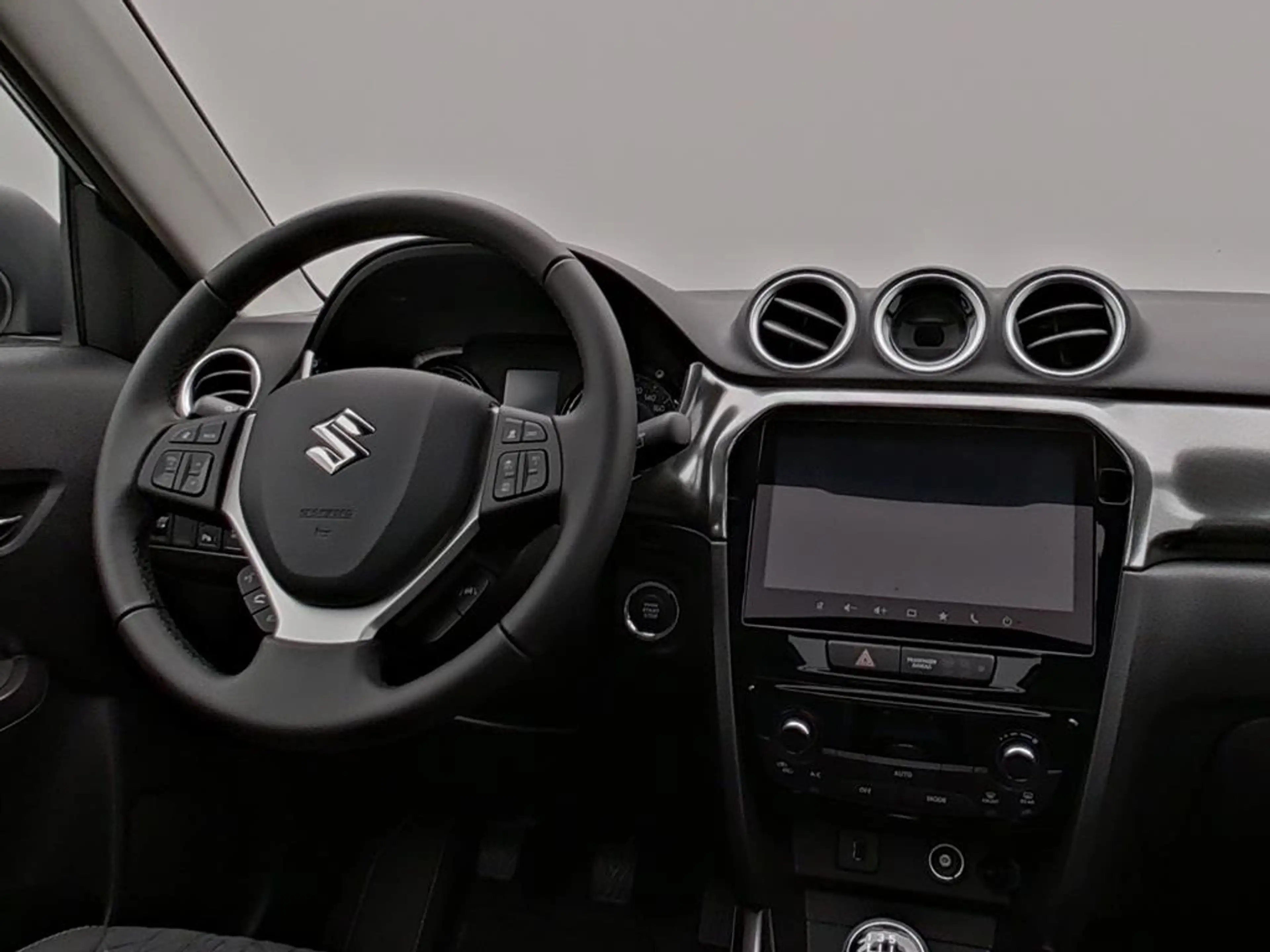 Suzuki Vitara 1.4 COMFORT+ HYBRID — photo 14