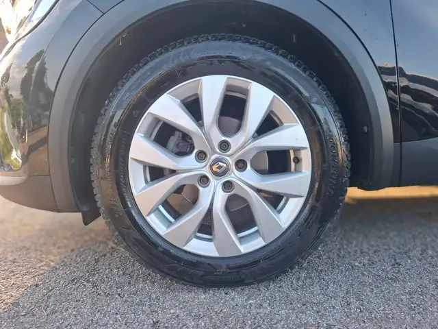 Renault Captur view 5
