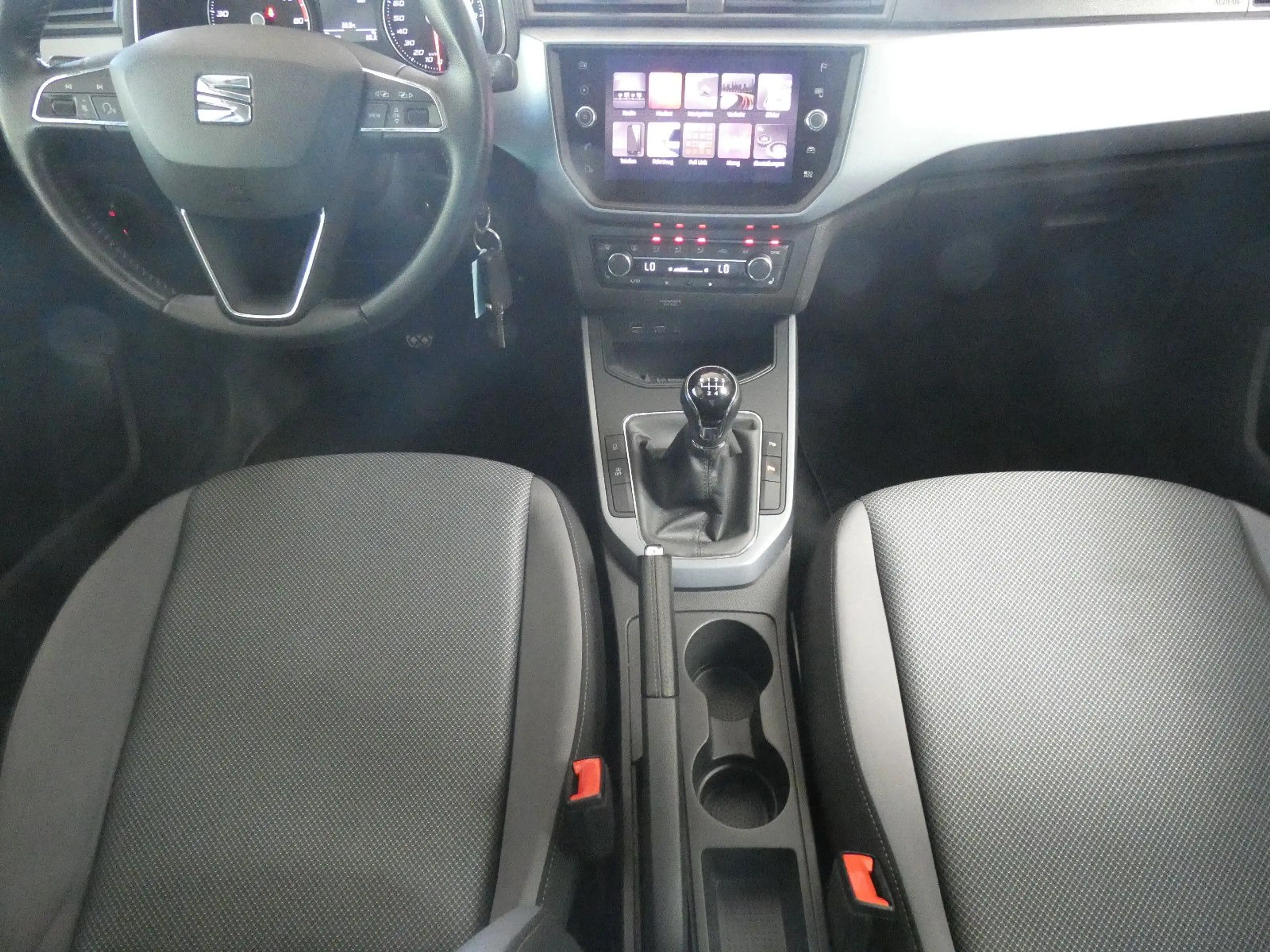 SEAT Arona Style — photo 13