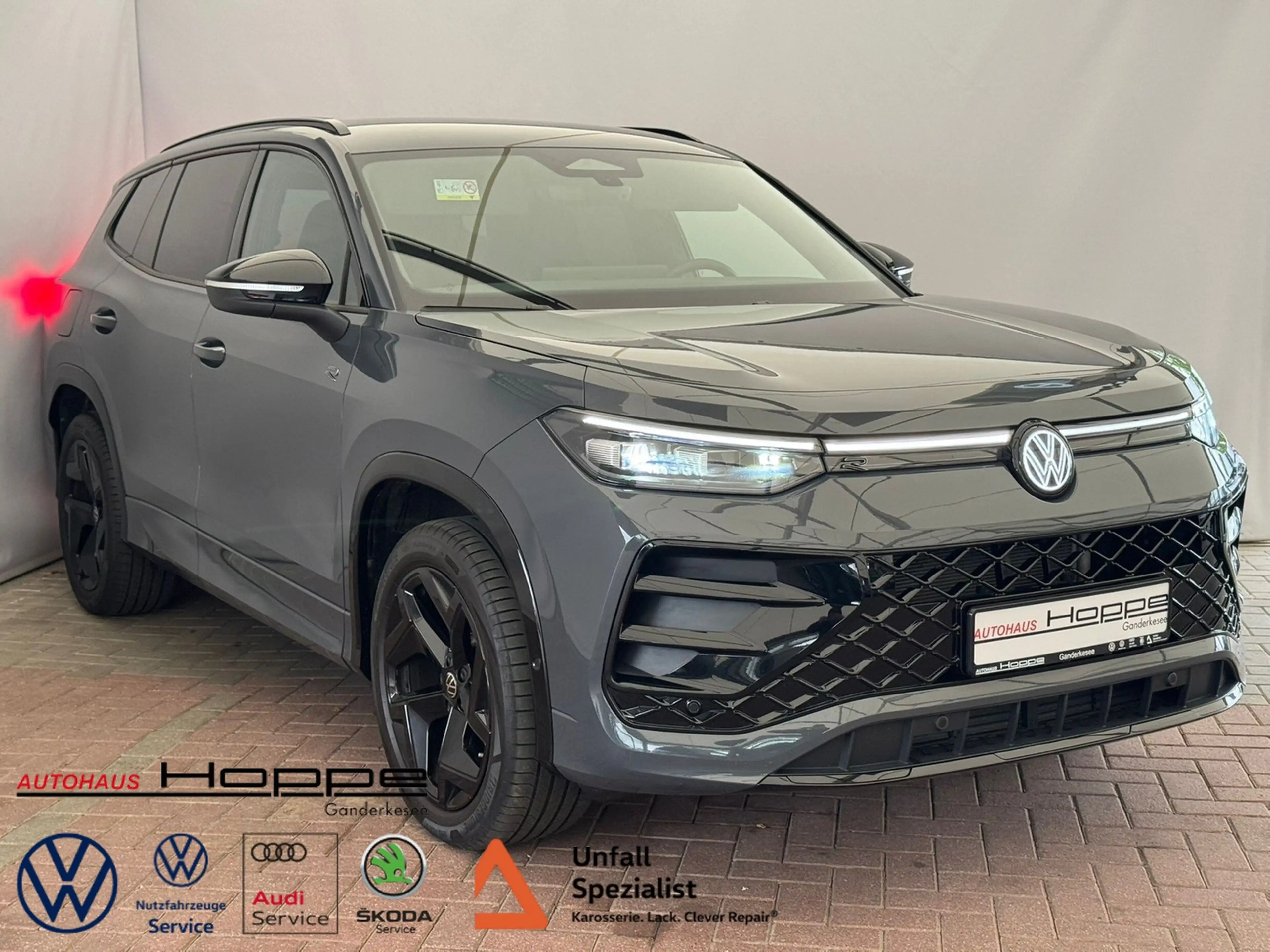 Volkswagen Tayron R-Line 2.0TDI DSG+AHK+H&K+KAMERA+NAVI+ACC