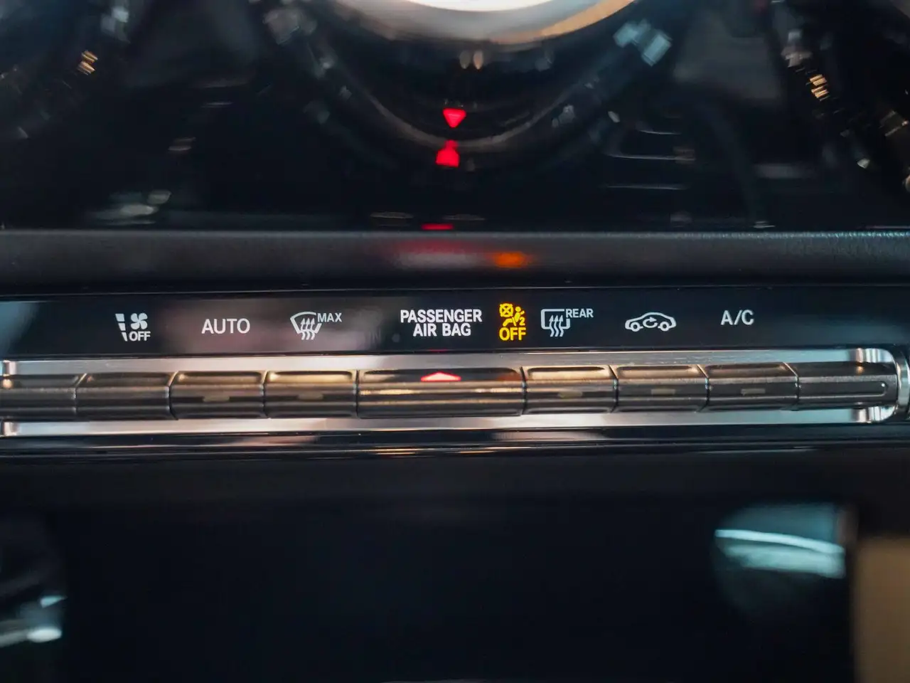 Mercedes-Benz CLA 200 d AMG Line Kamera Keyless Lenkradheizung, миниатюра 22