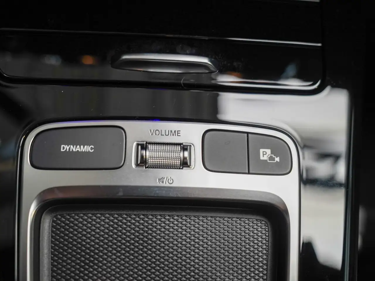 Mercedes-Benz CLA 200 d AMG Line Kamera Keyless Lenkradheizung, миниатюра 23