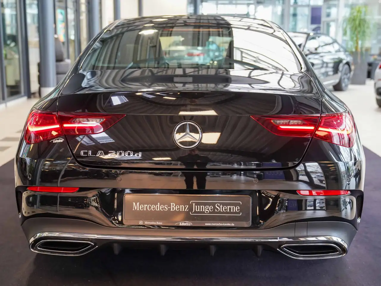 Mercedes-Benz CLA 200 d AMG Line Kamera Keyless Lenkradheizung, миниатюра 4