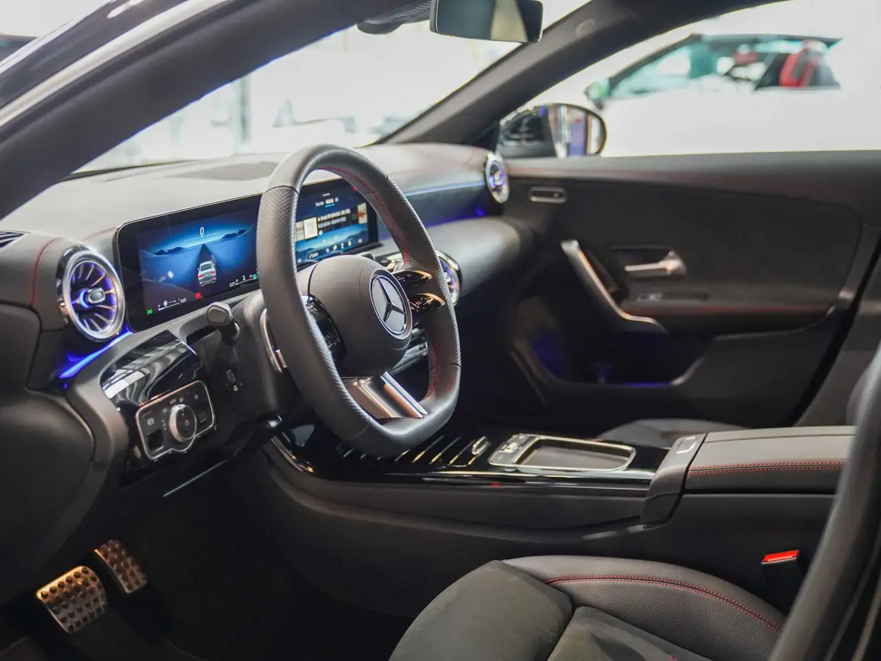 Mercedes-Benz CLA 200 d AMG Line Kamera Keyless Lenkradheizung, миниатюра 12