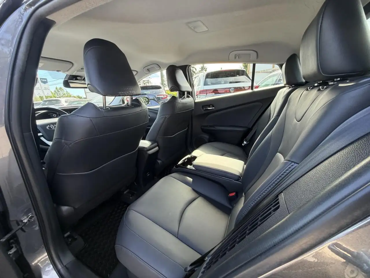 Toyota Prius Prime photo Toyota Prius Prime