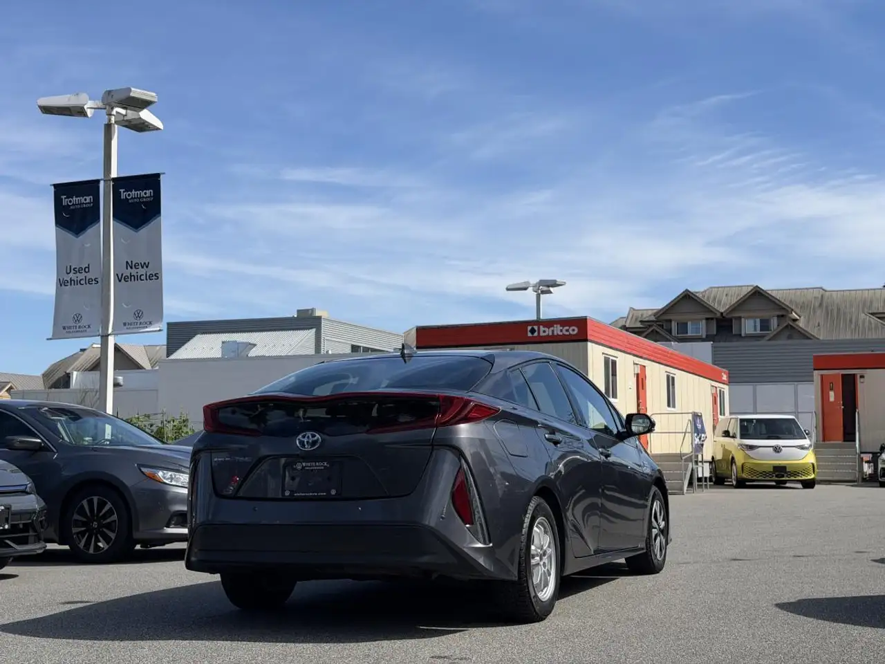 Toyota Prius Prime photo Toyota Prius Prime
