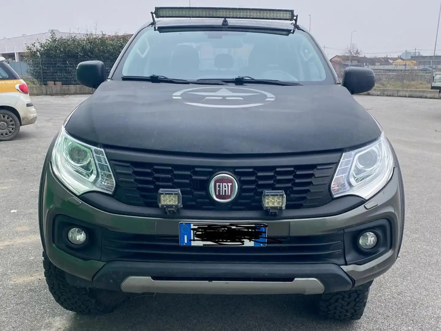 Fiat Fullback Fullback2.4 doppia cabina LX 4wd 180cv auto E6 Grün - 1