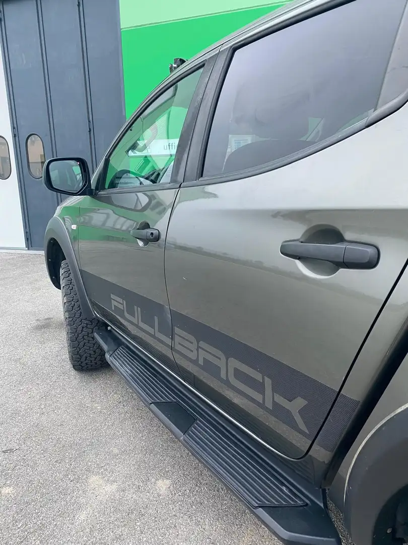 Fiat Fullback Fullback2.4 doppia cabina LX 4wd 180cv auto E6 Grün - 2