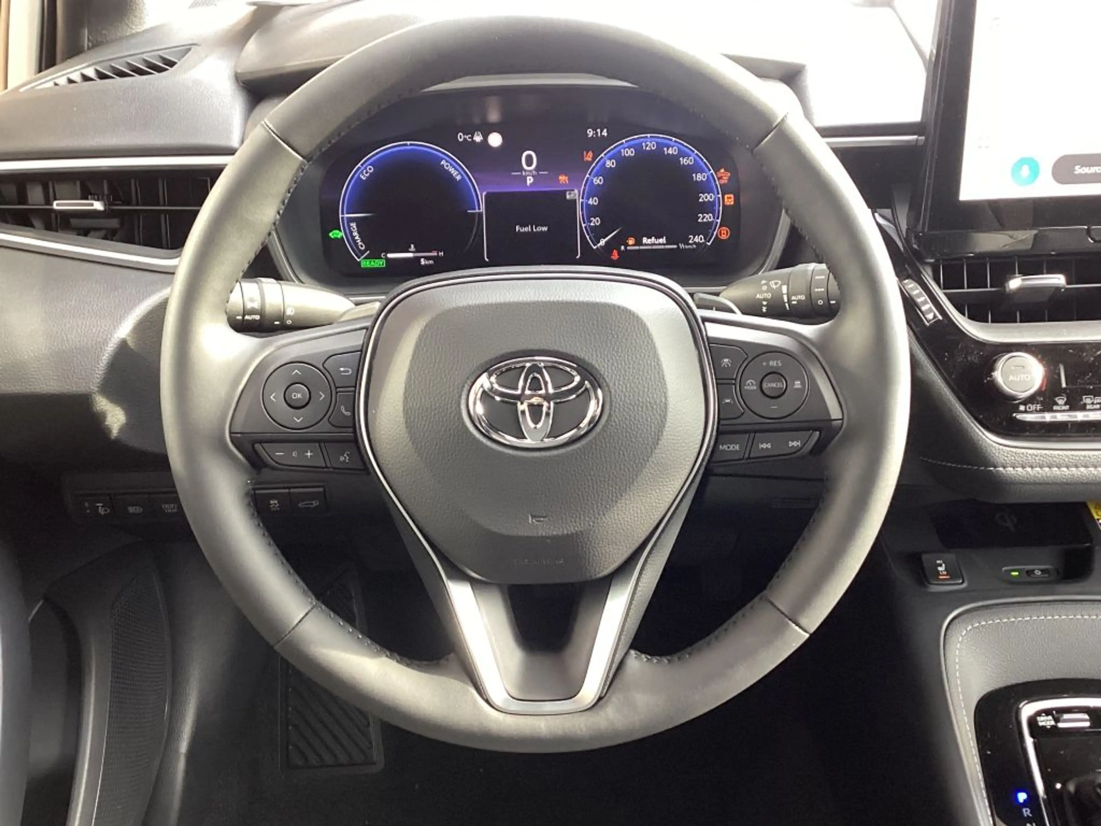 Toyota Corolla 1.8 Hybrid Touring Sports Teamplayer — photo 9