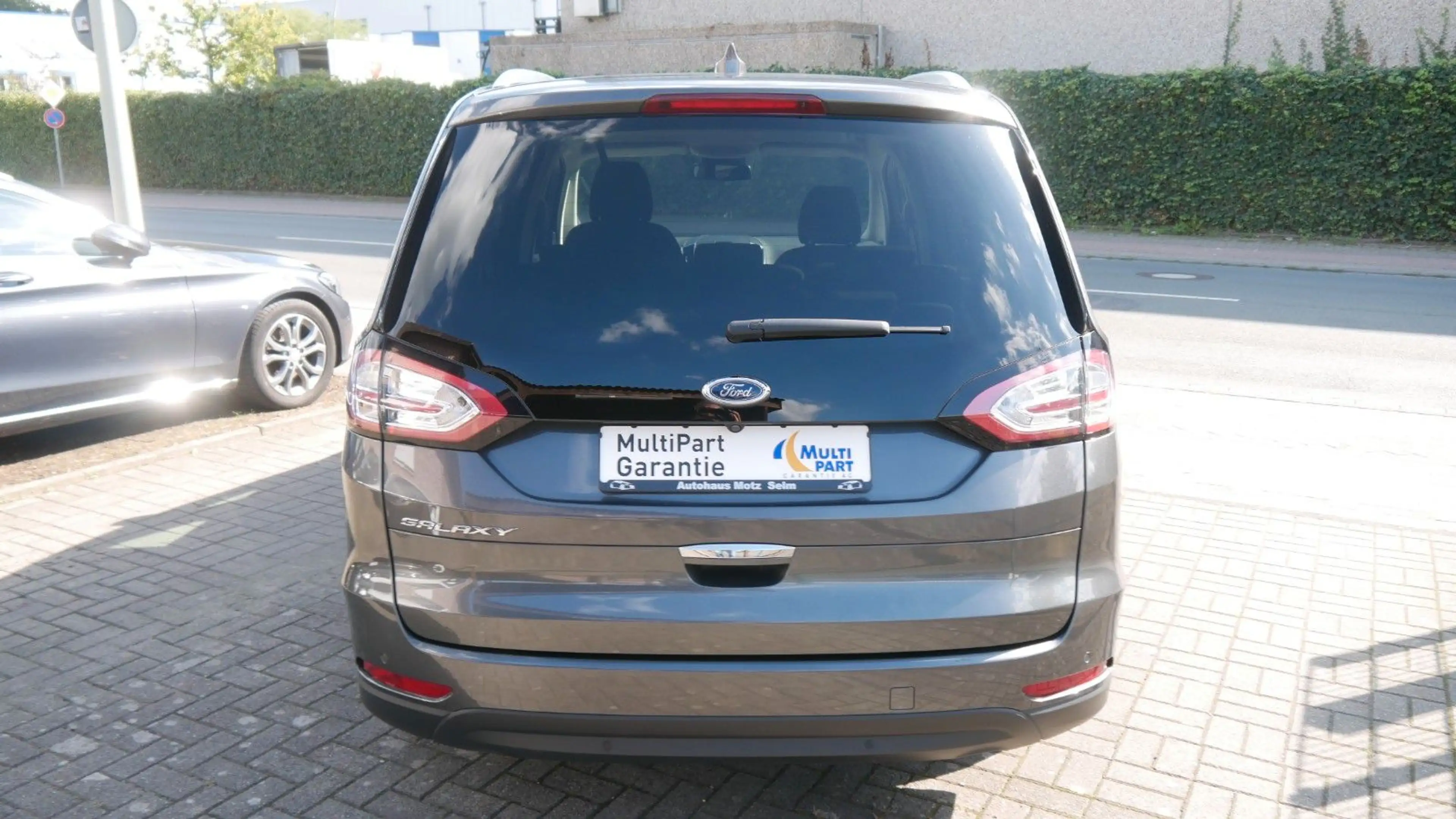 Ford Galaxy 2,0 EcoBlue 110kW Titanium — photo 7