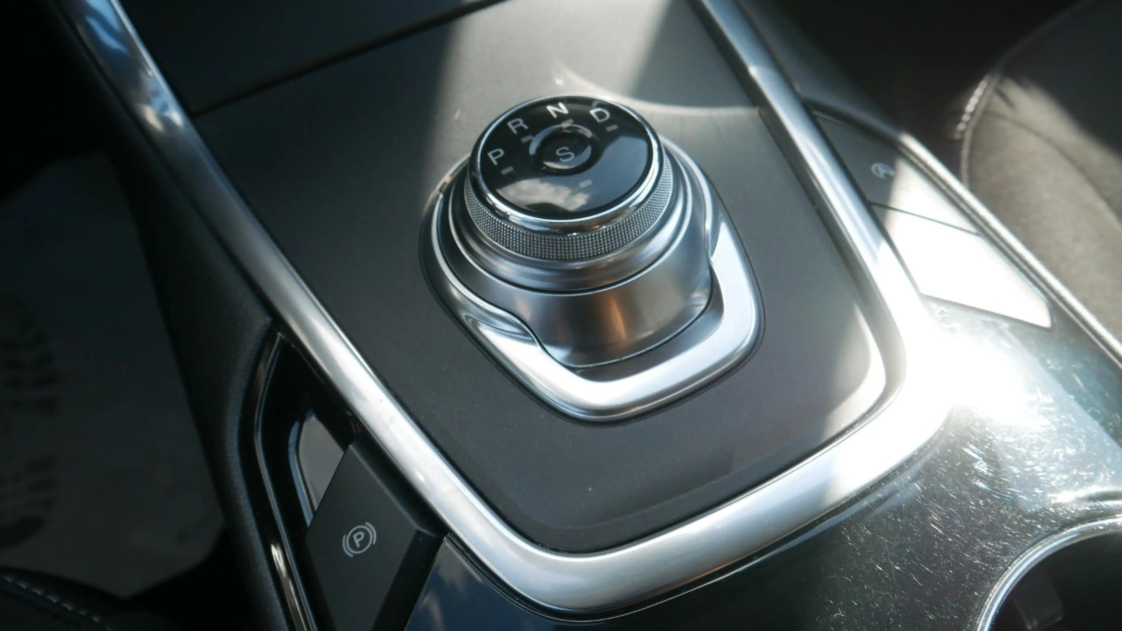 Ford Galaxy 2,0 EcoBlue 110kW Titanium — photo 14