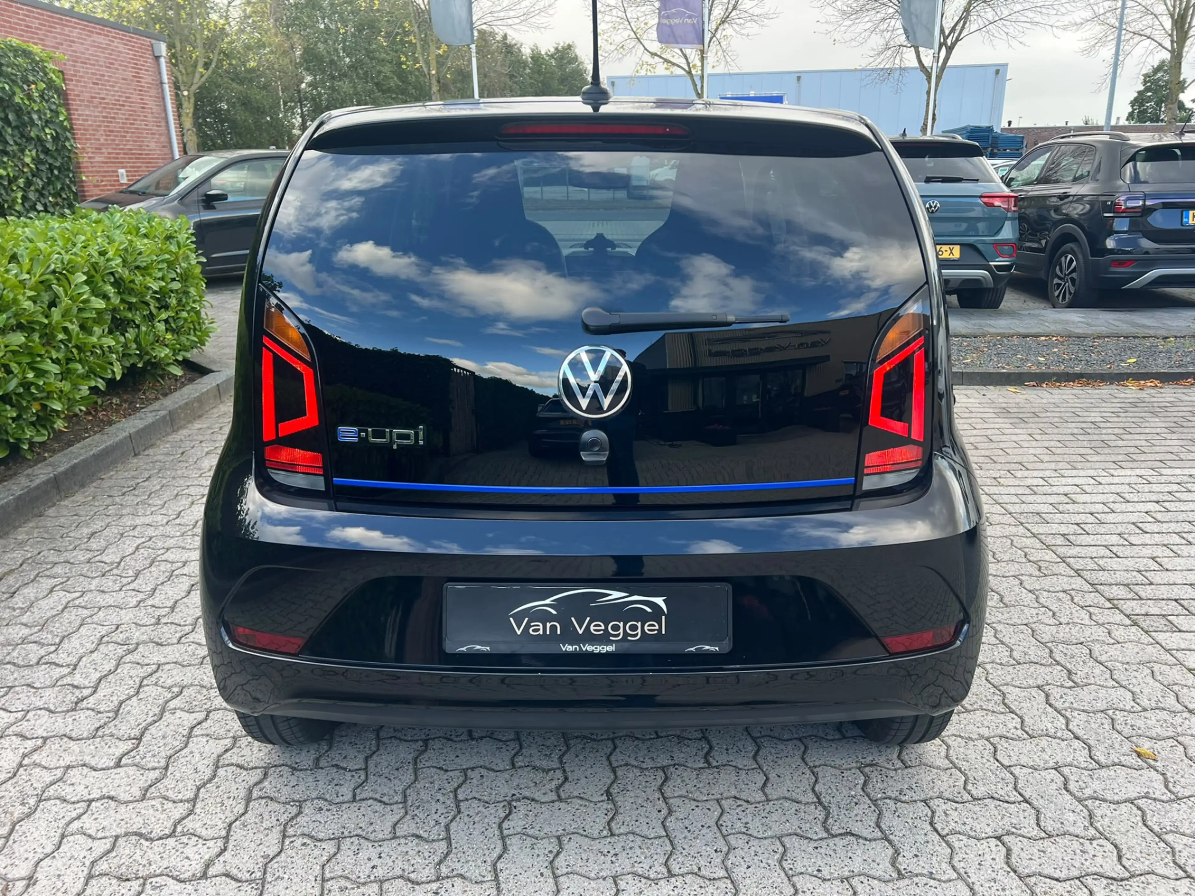 Volkswagen e-up! e-up! SOH 96% multi stuur, airco, stoelverw, Led — photo 11