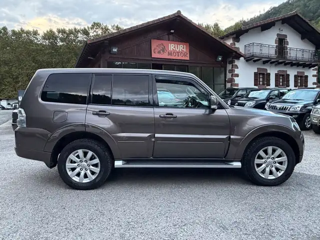 Mitsubishi Montero 3.2DI-D Motion 5A/T