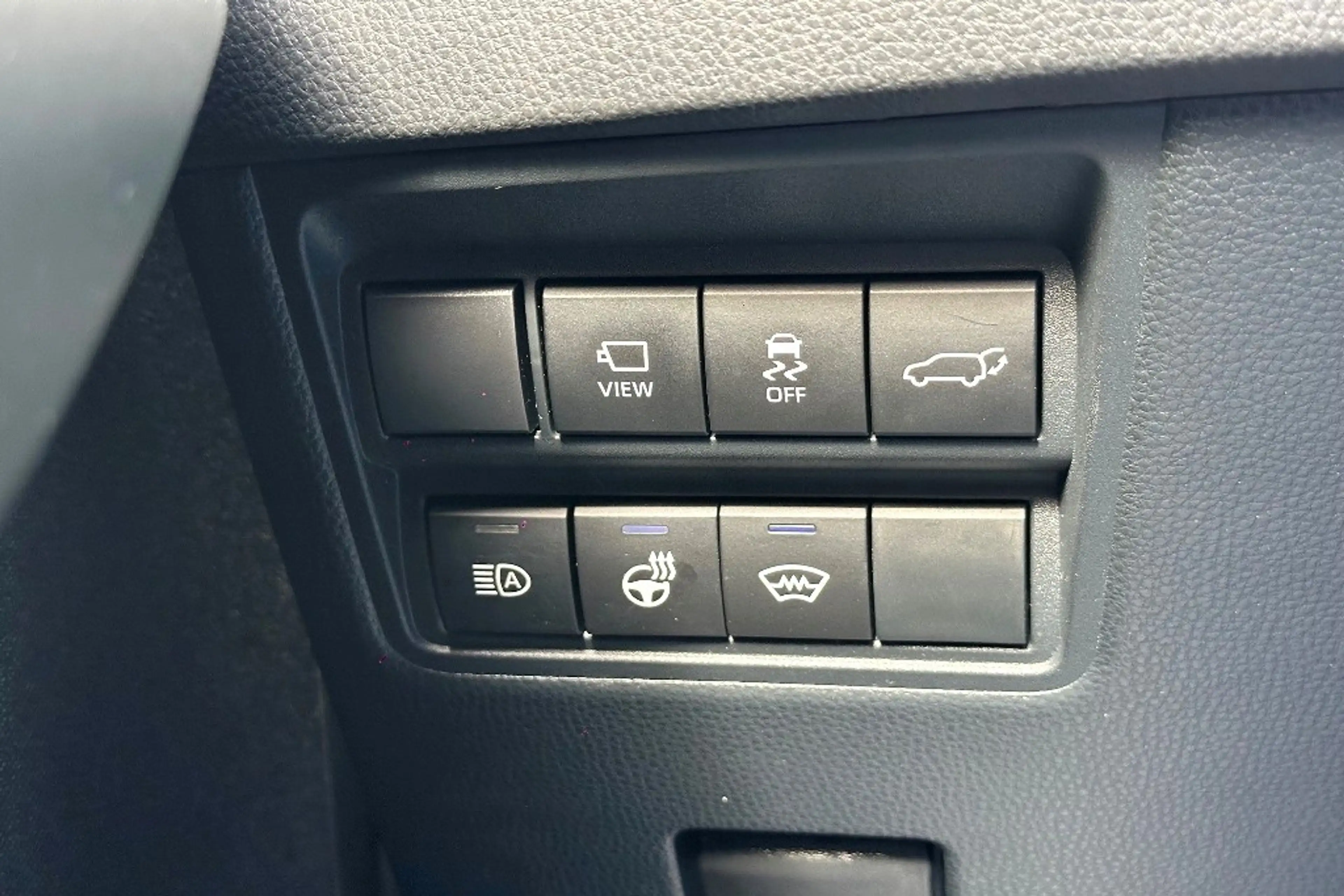 Toyota Yaris Cross 1.5 Hybrid 130 Executive 360Gr. / Bi-Tone — photo 23