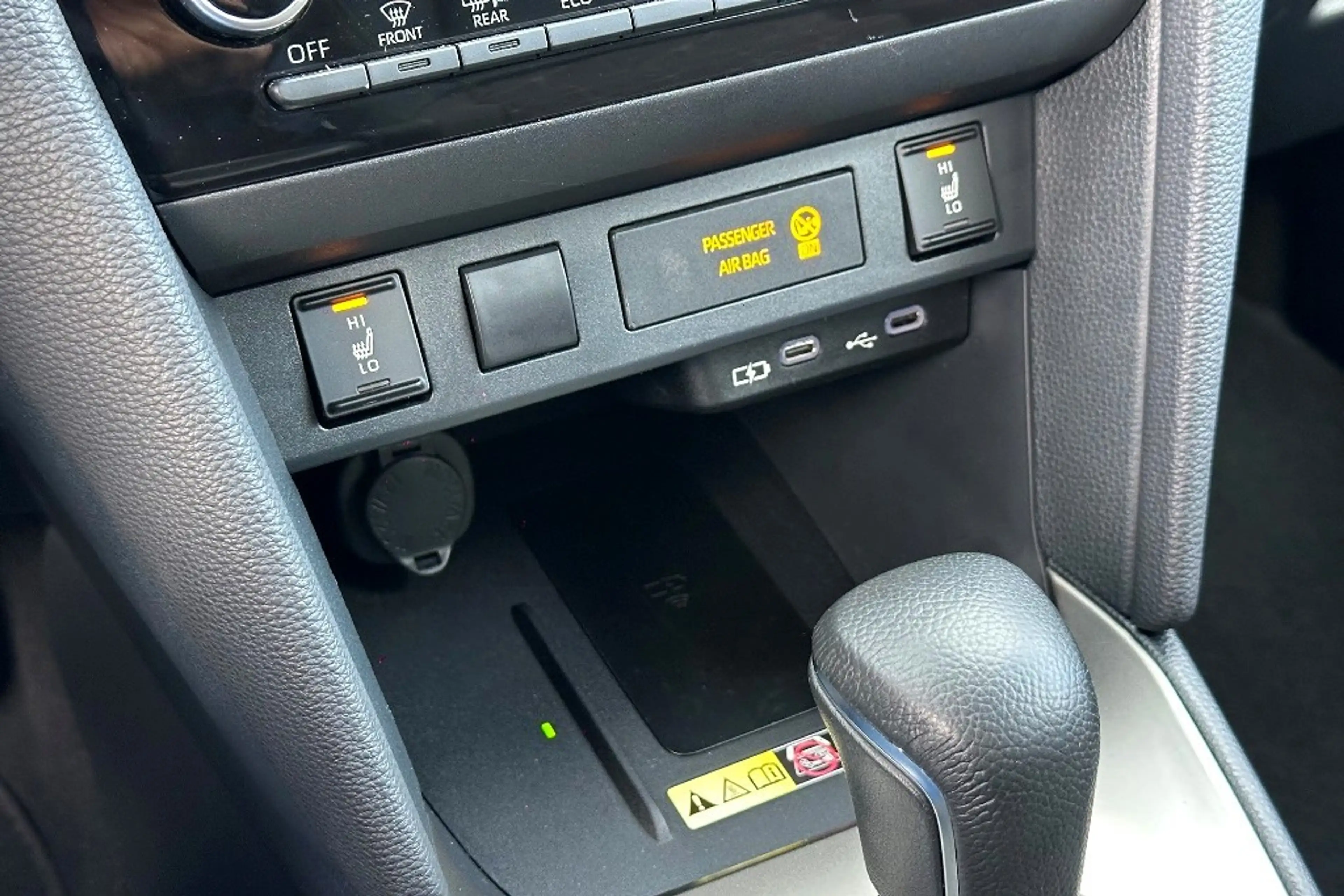 Toyota Yaris Cross 1.5 Hybrid 130 Executive 360Gr. / Bi-Tone — photo 22