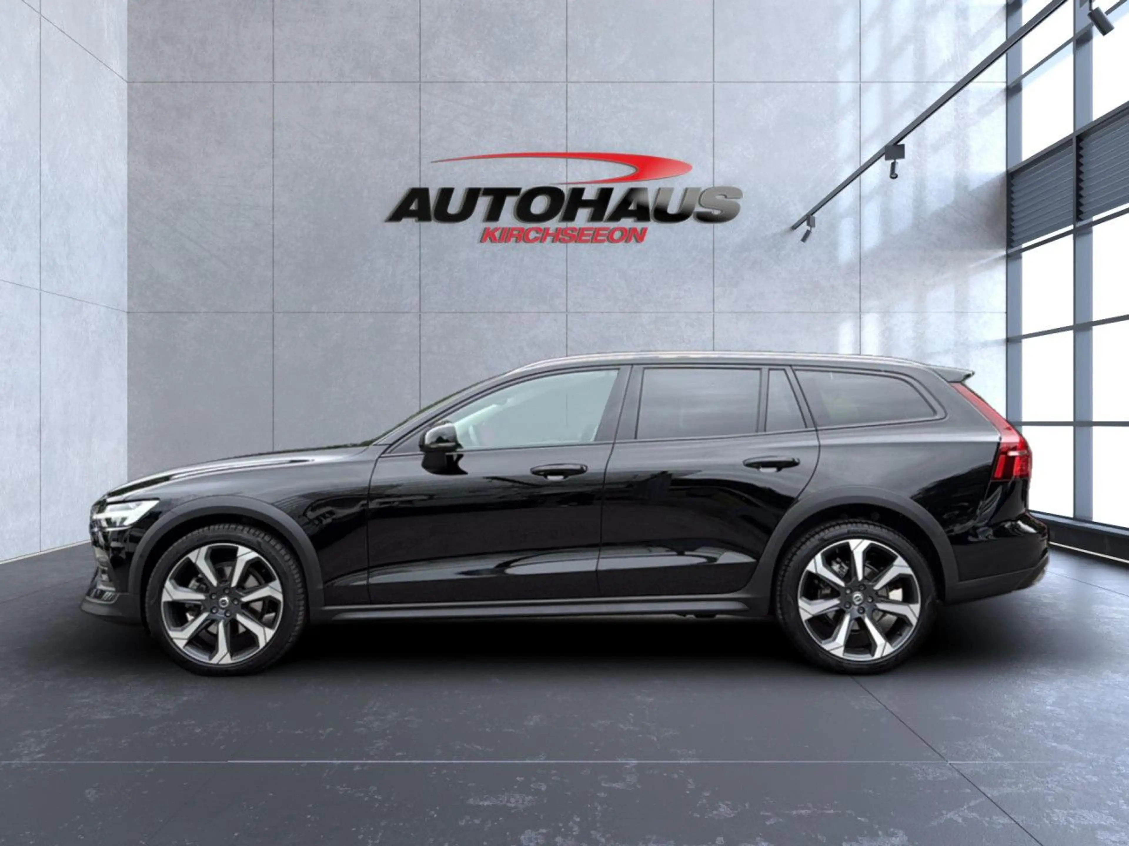 Volvo V60 Cross Country B4 (Diesel) Plus AWD Automatik — photo 7