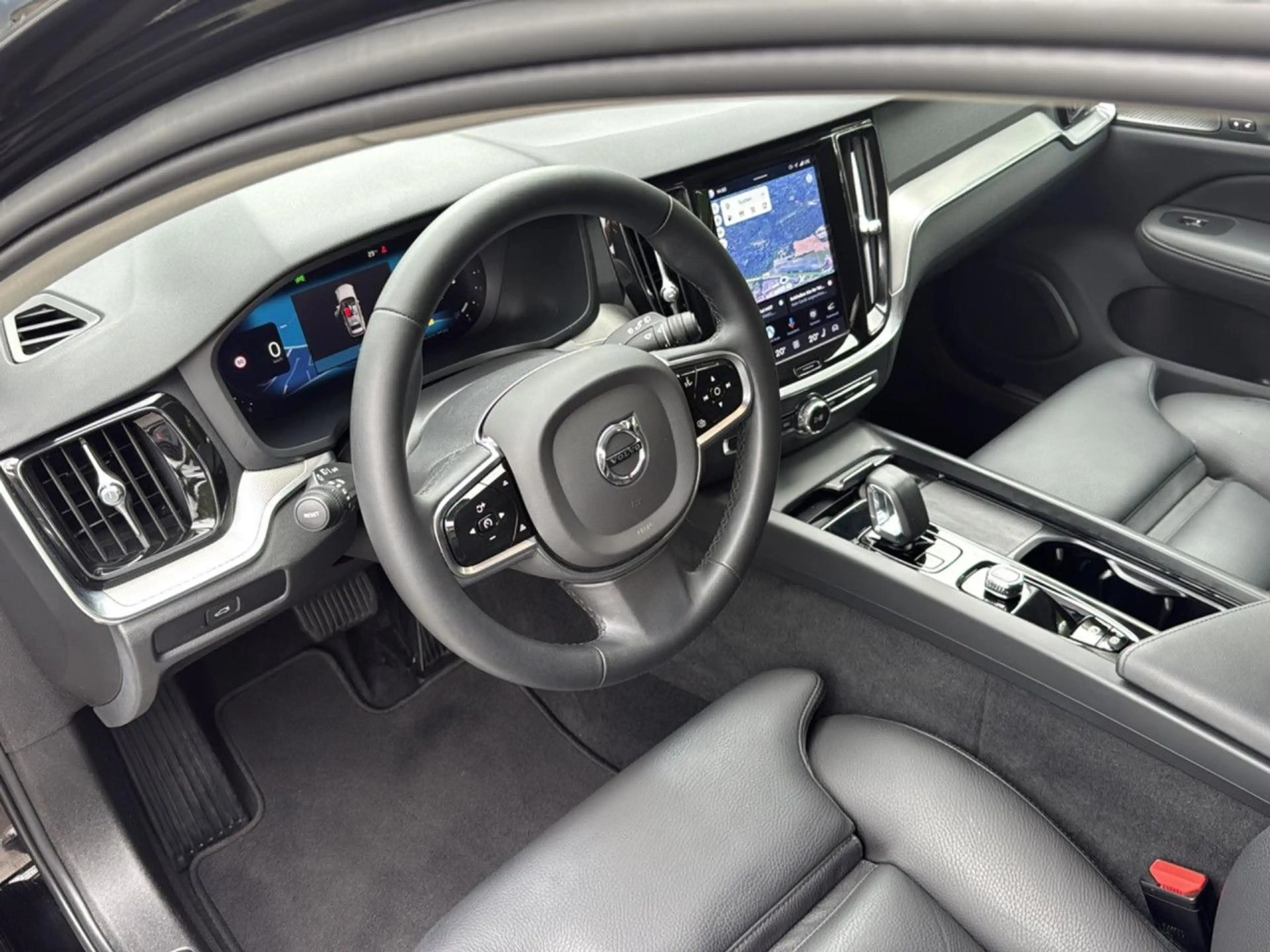 Volvo V60 Cross Country B4 (Diesel) Plus AWD Automatik — photo 11