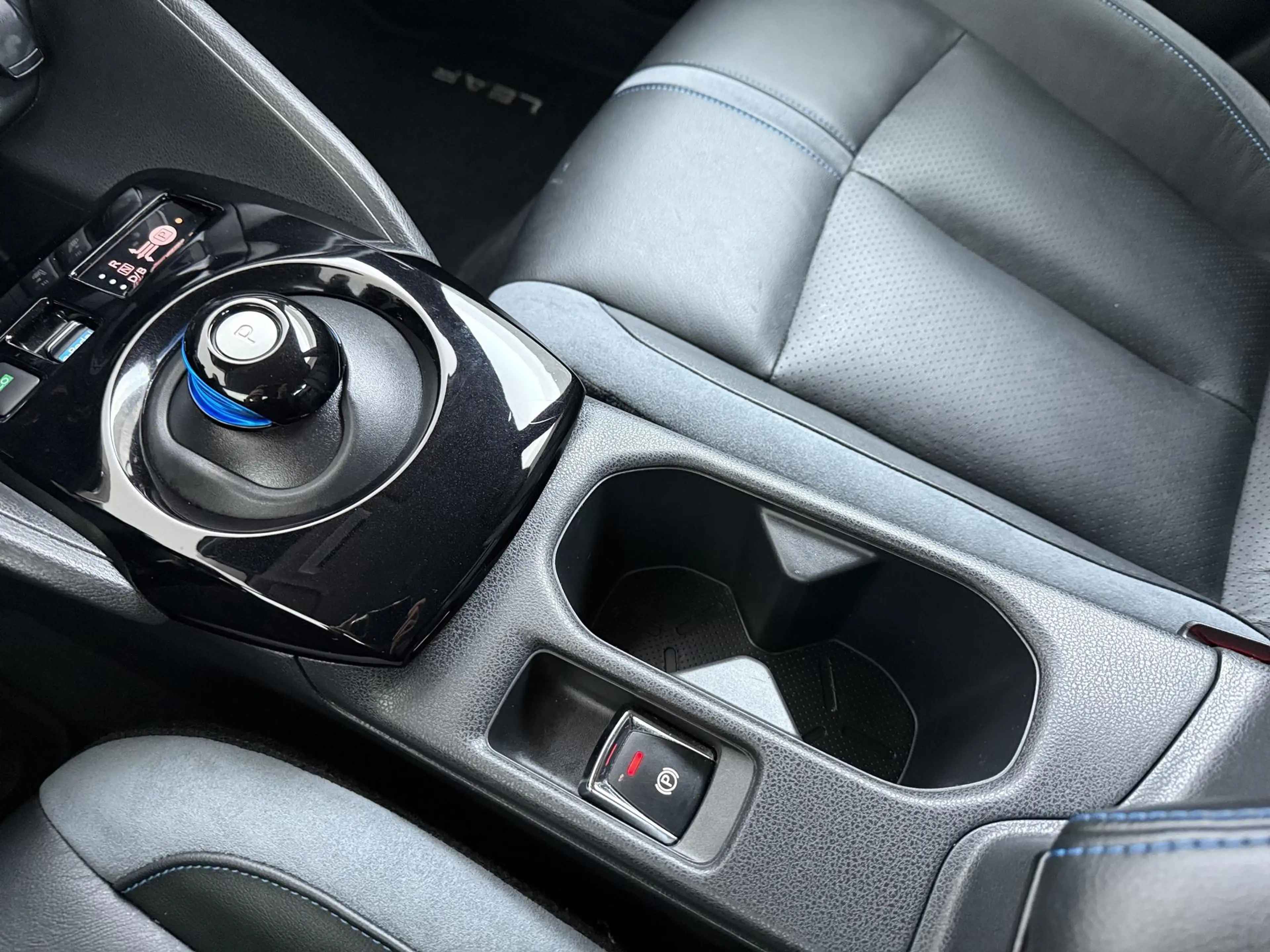 Nissan Leaf e+ Tekna 62 kWh | ProPILOT  | Adapt. Cruise | Lede — photo 12