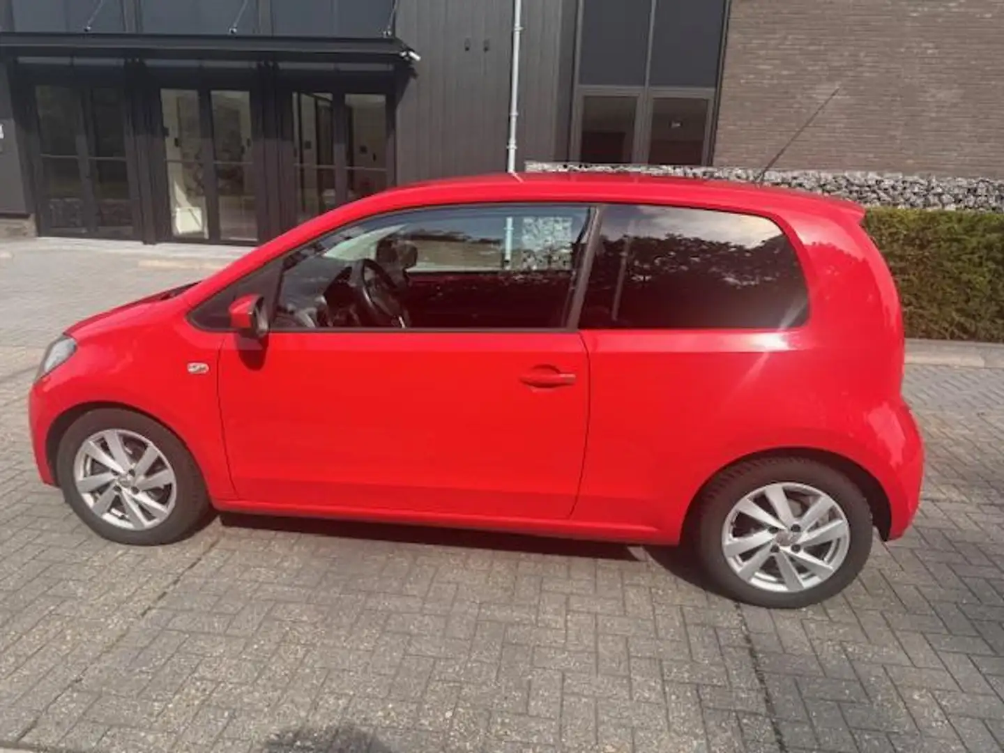 SEAT Mii 1.0 Style Sport |AIRCO| SPORT VLG.|ELEKTR.PAKKET| Rood - 2
