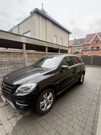 BlueTEC 4MATIC 7G-TRONIC Edition 1