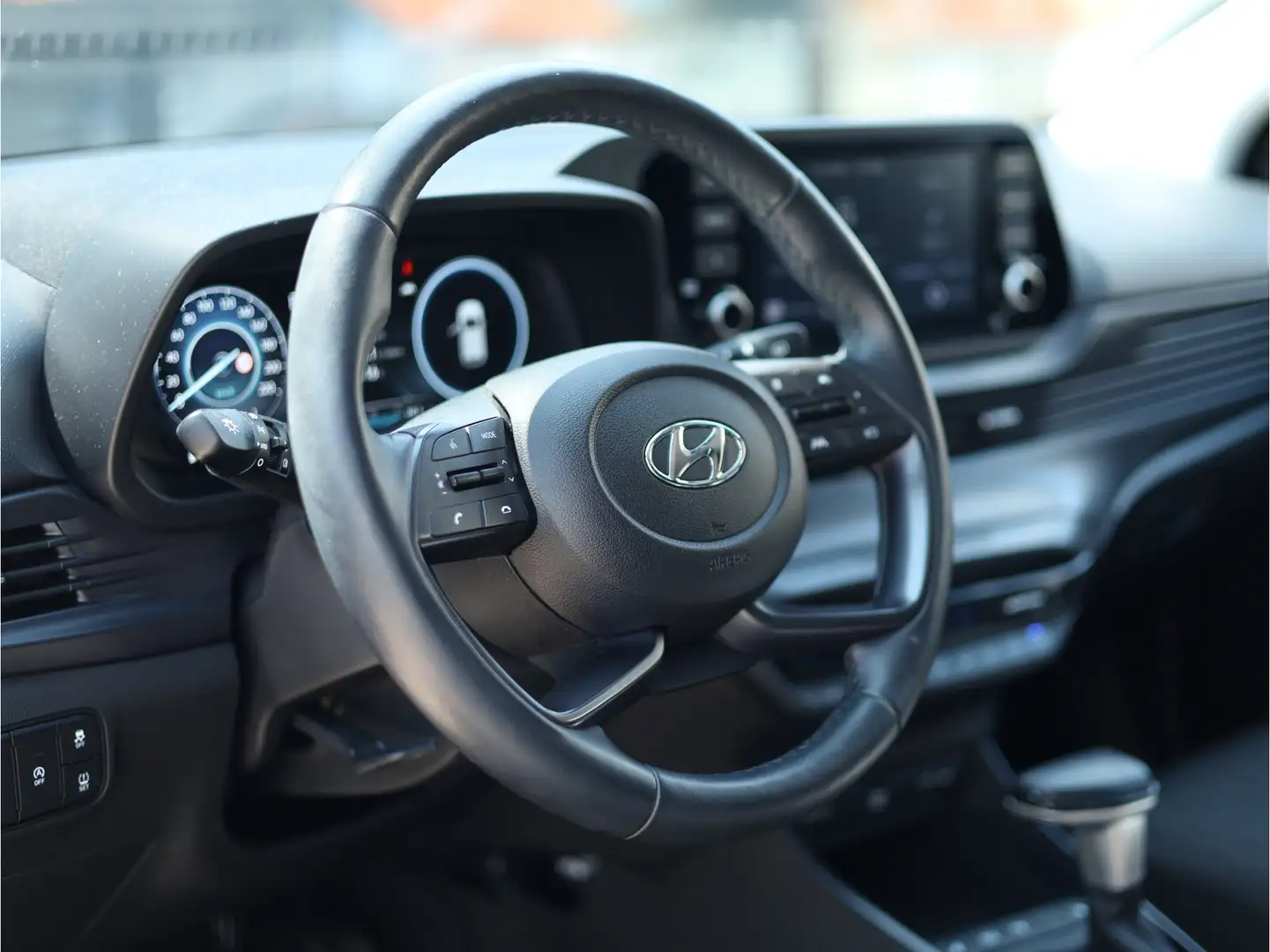 Hyundai BAYON 1.0 T-GDI Comfort Camera | Stoelverwarming | Apple Grijs - 2
