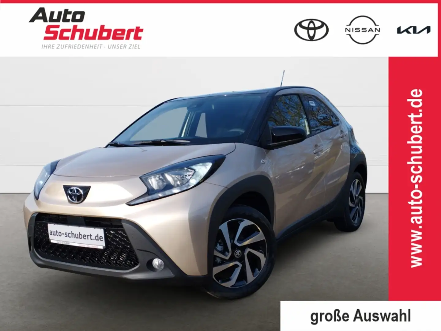 Toyota Aygo X 1.0l Teamplayer CVT Apple CarPlay Android Auto Mus Beige - 1