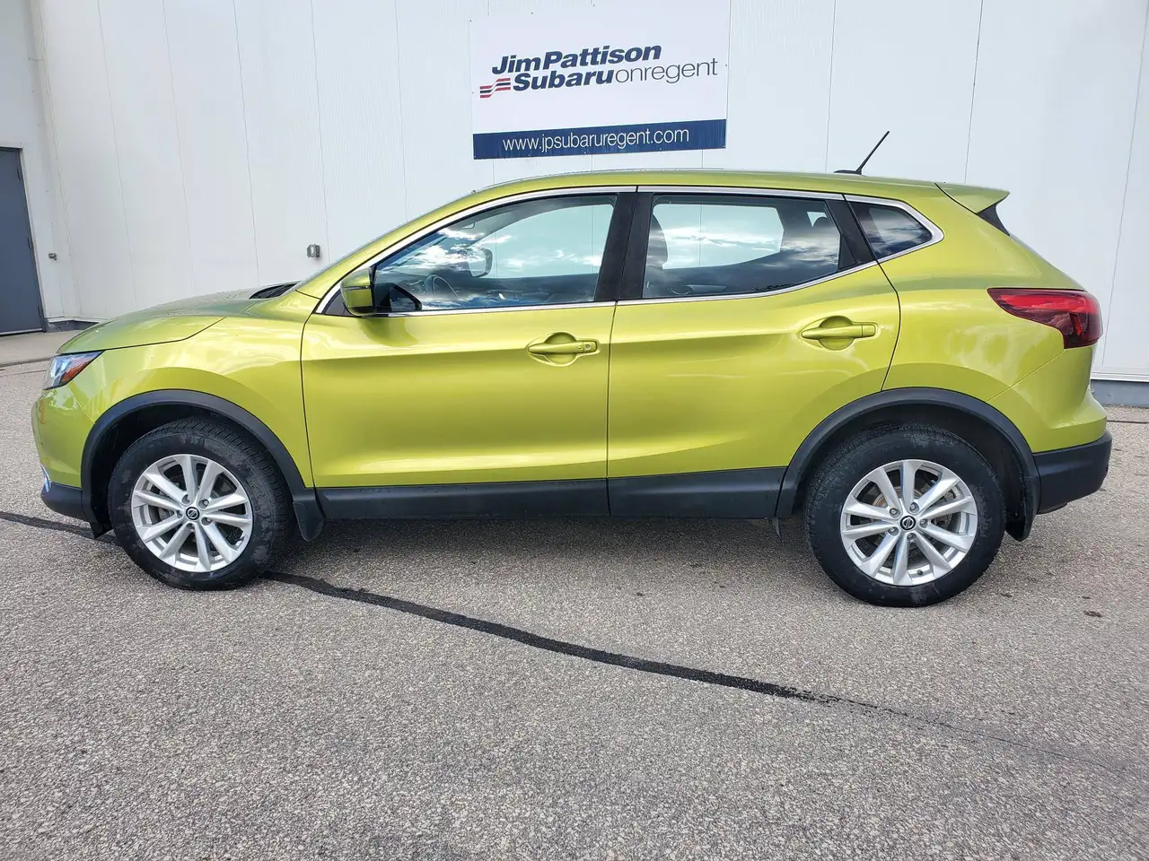 Nissan Qashqai photo Nissan Qashqai