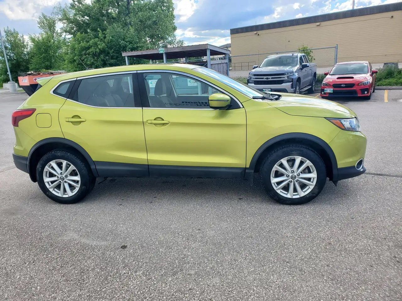 Nissan Qashqai photo Nissan Qashqai