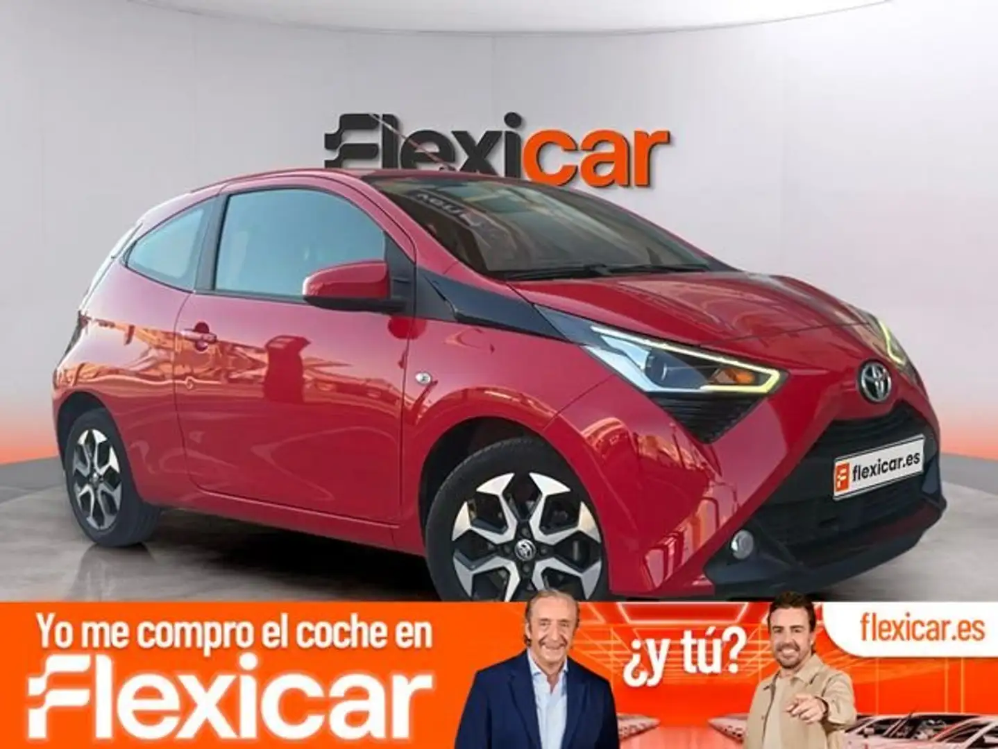 Toyota Aygo 1.0 70 x-play Rojo - 1