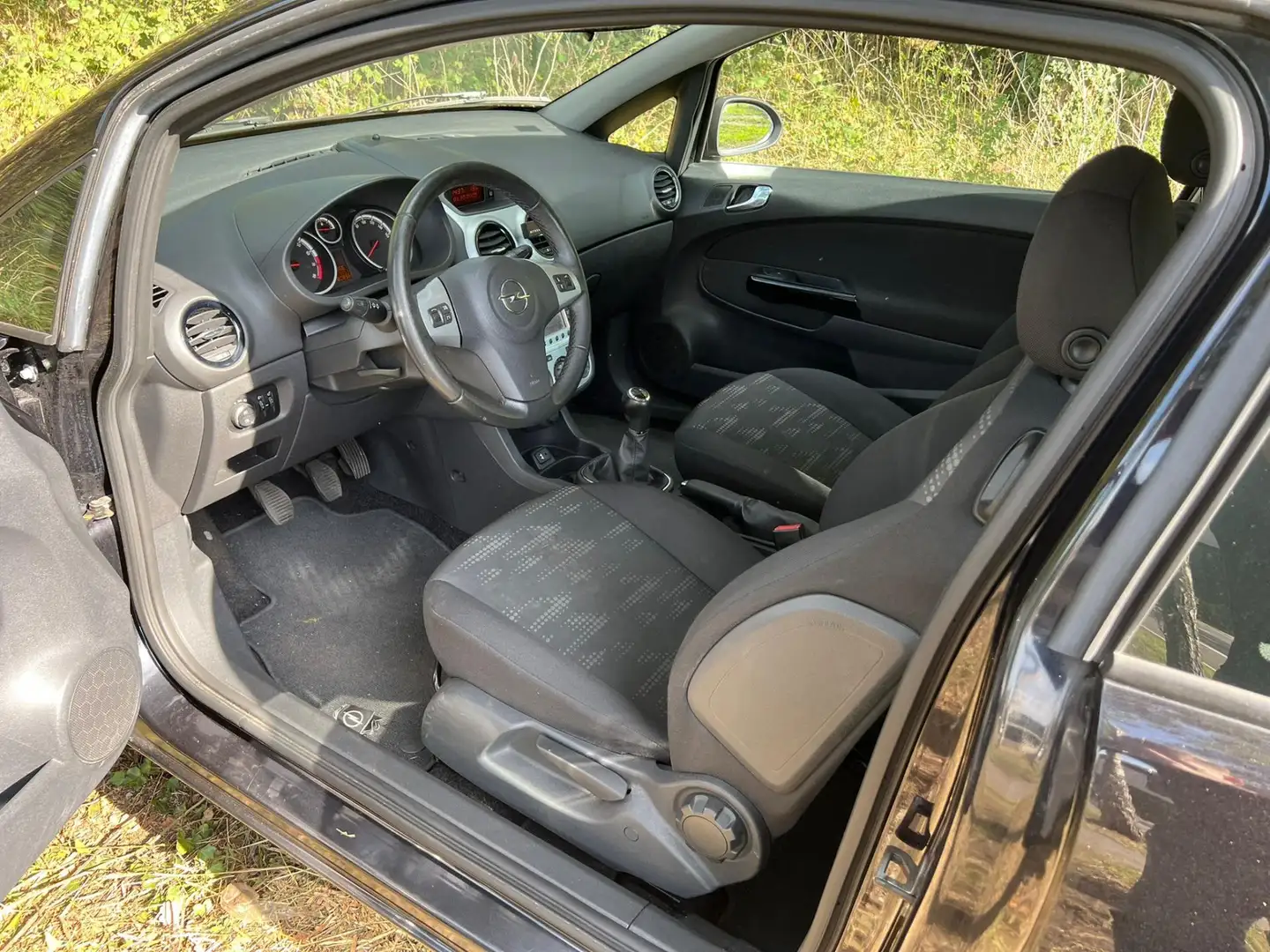 Opel Corsa 1.4-16V Edition *NAVIGATIE* 180dkm APK 07-2026 Air Schwarz - 2