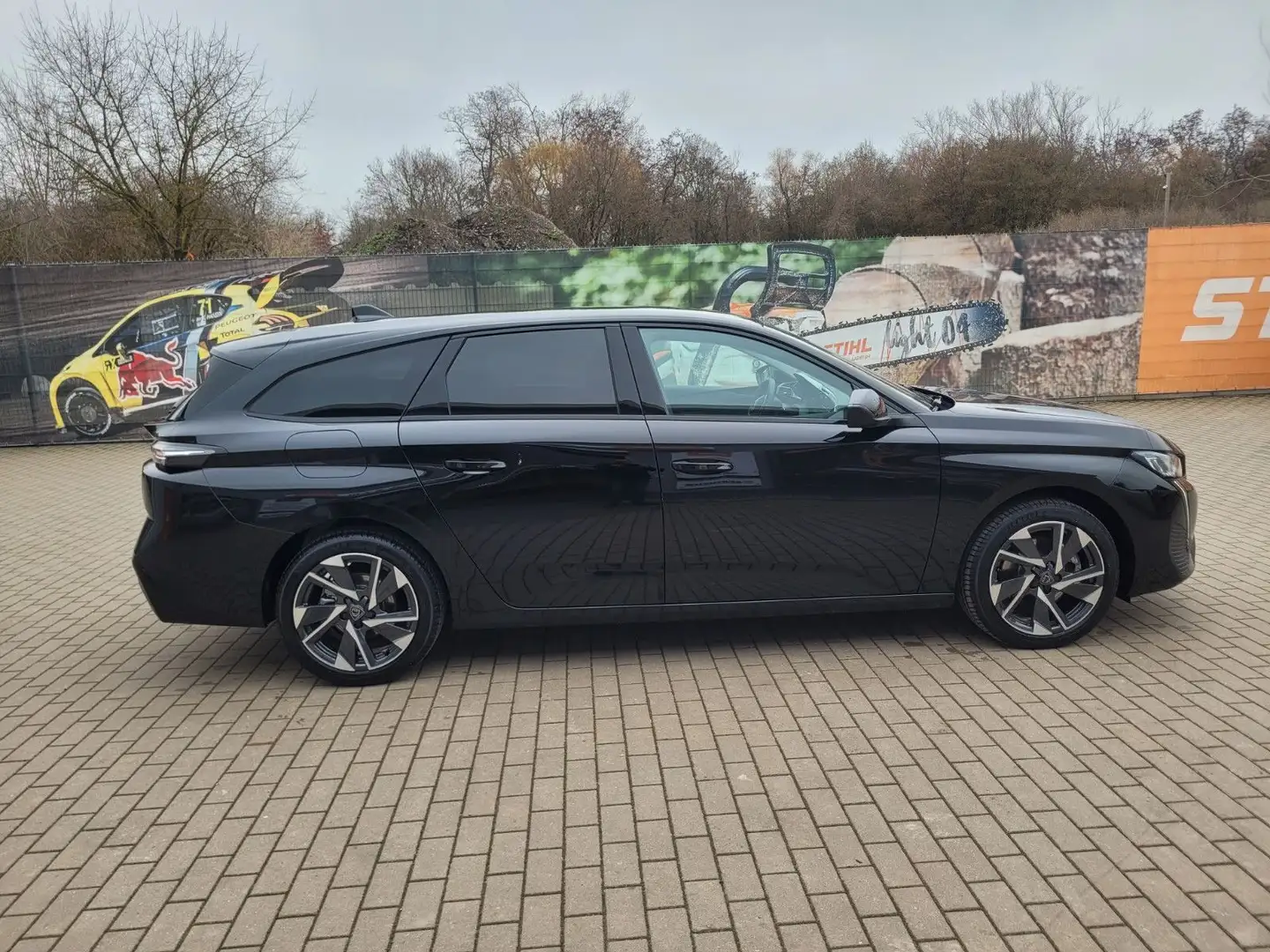 Peugeot 308 SW Allure 130 ANHÄNGERKUPPLUNG SHZ NAVI ACC Noir - 2