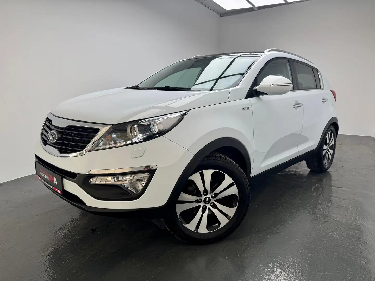 Kia Sportage Spirit 4WD 2.0+PANO+NAVI+KAMERA+XENON+ Bílá - 1