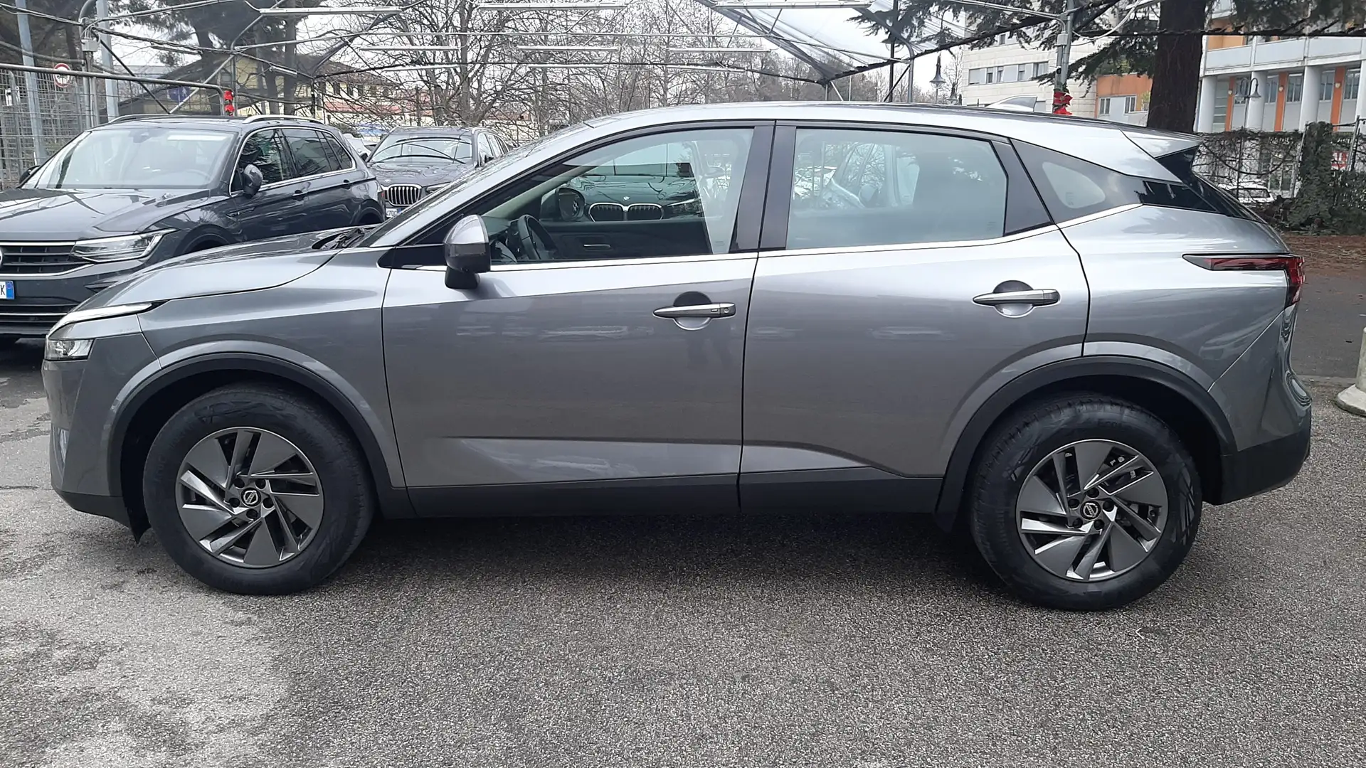 Nissan Qashqai 1.3 mhev  PREZZO PROMO 2wd  xtronic Grigio - 2