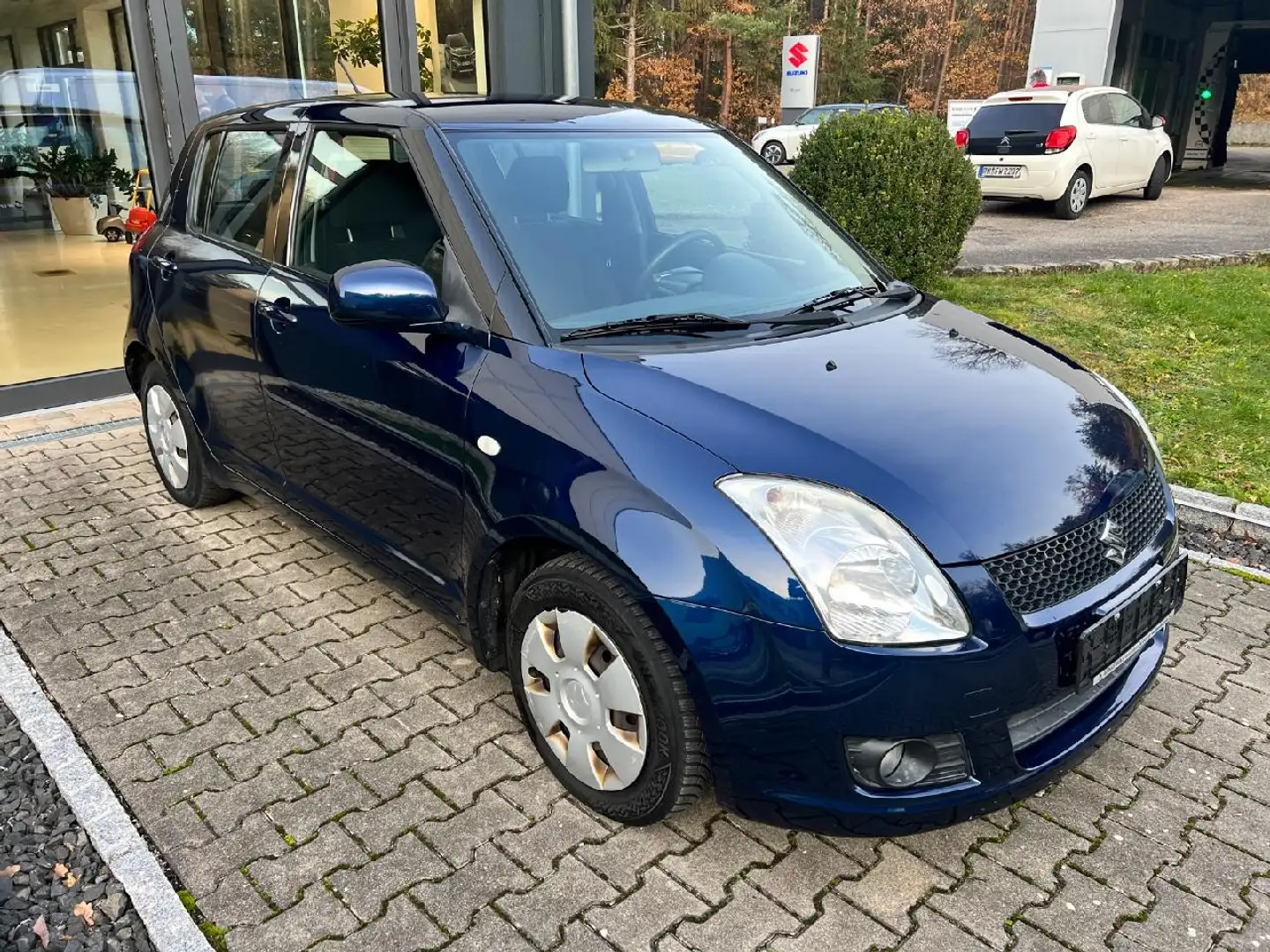 Suzuki Swift Comfort Blau - 2