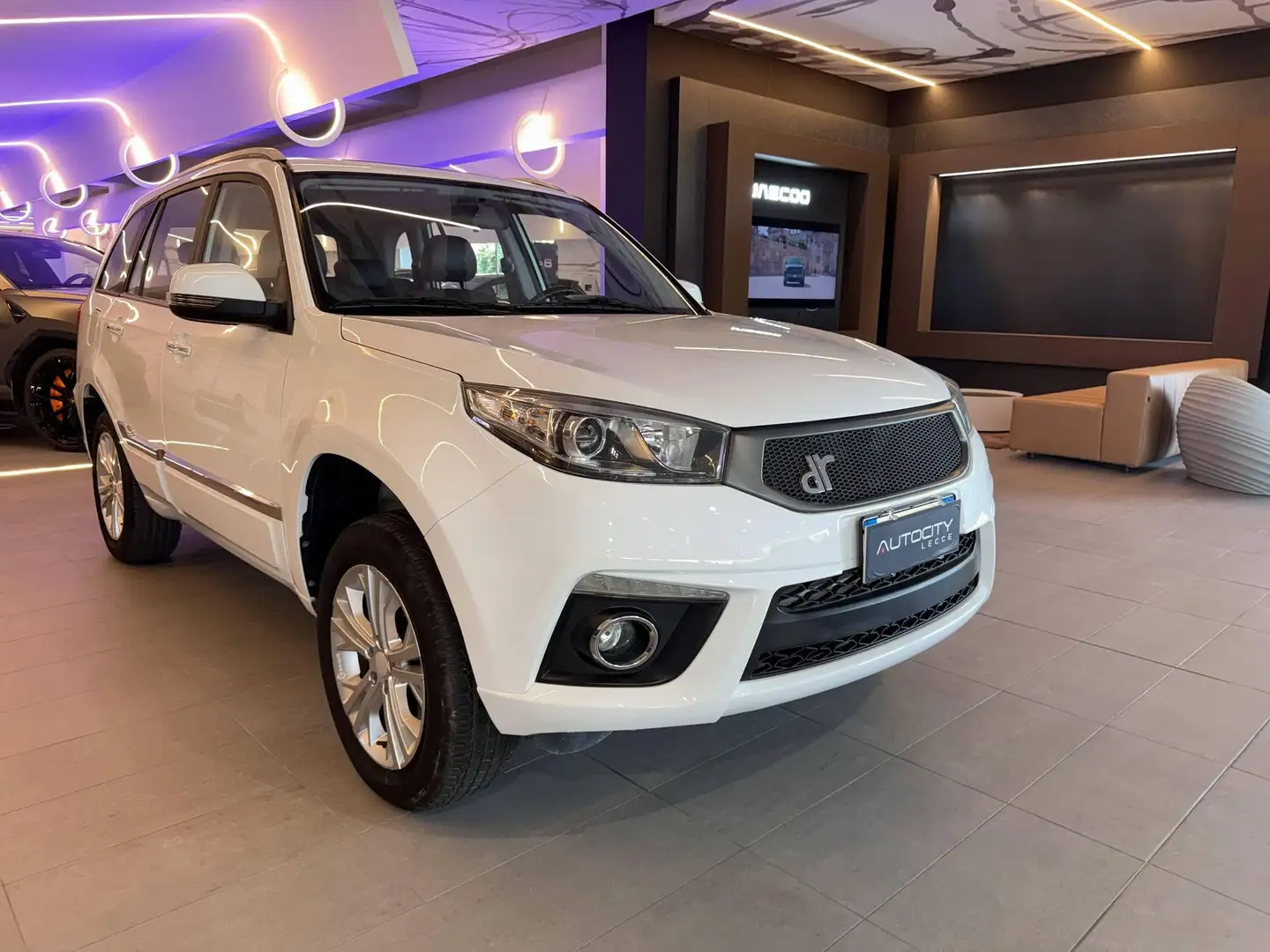 DR Automobiles DR5.0 EVO 5 1.6 126CV GPL Weiß - 1