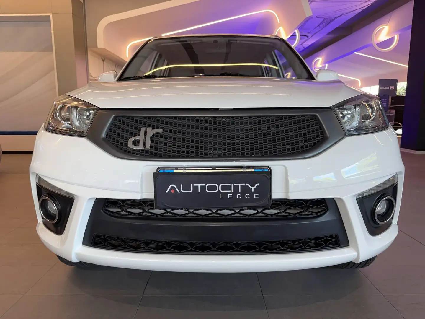 DR Automobiles DR5.0 EVO 5 1.6 126CV GPL Weiß - 2