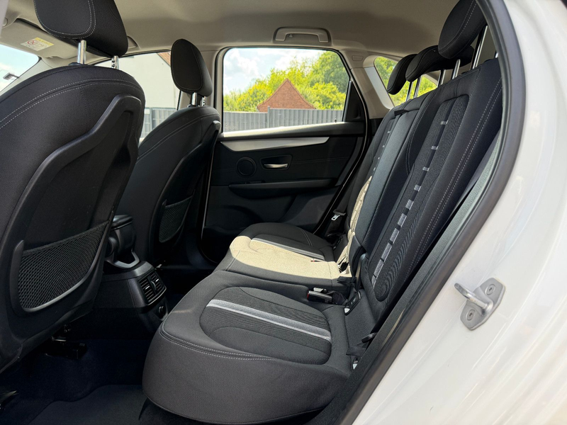 BMW 218 d Active Tourer  LED/NAVI/TEMPO — photo 11