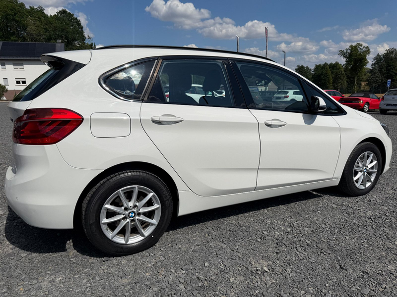 BMW 218 d Active Tourer  LED/NAVI/TEMPO — photo 5