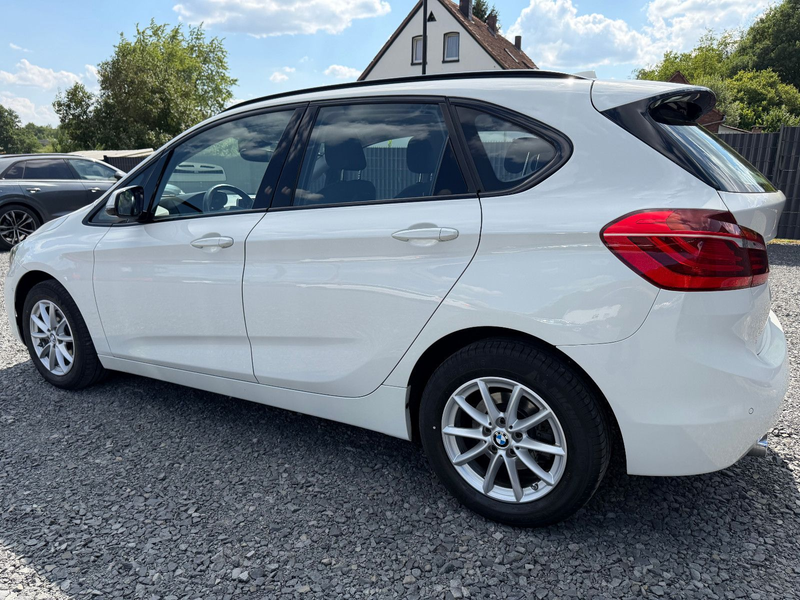 BMW 218 d Active Tourer  LED/NAVI/TEMPO — photo 7