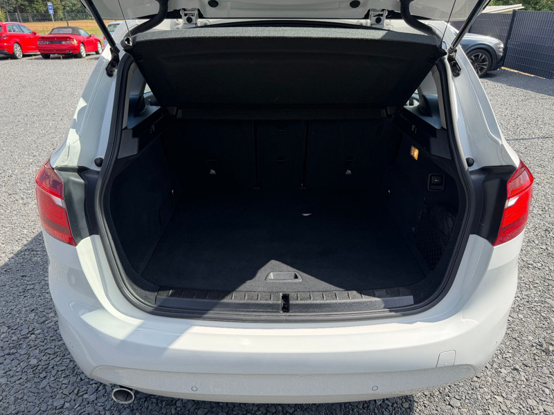 BMW 218 d Active Tourer  LED/NAVI/TEMPO — photo 13