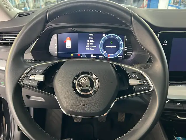 Skoda Octavia view 16