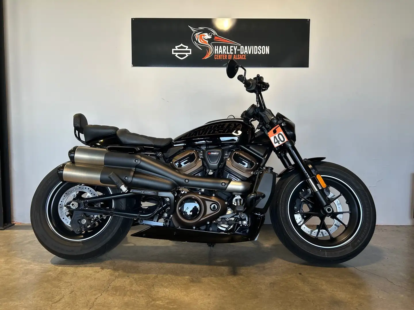 Harley-Davidson Sportster - 1