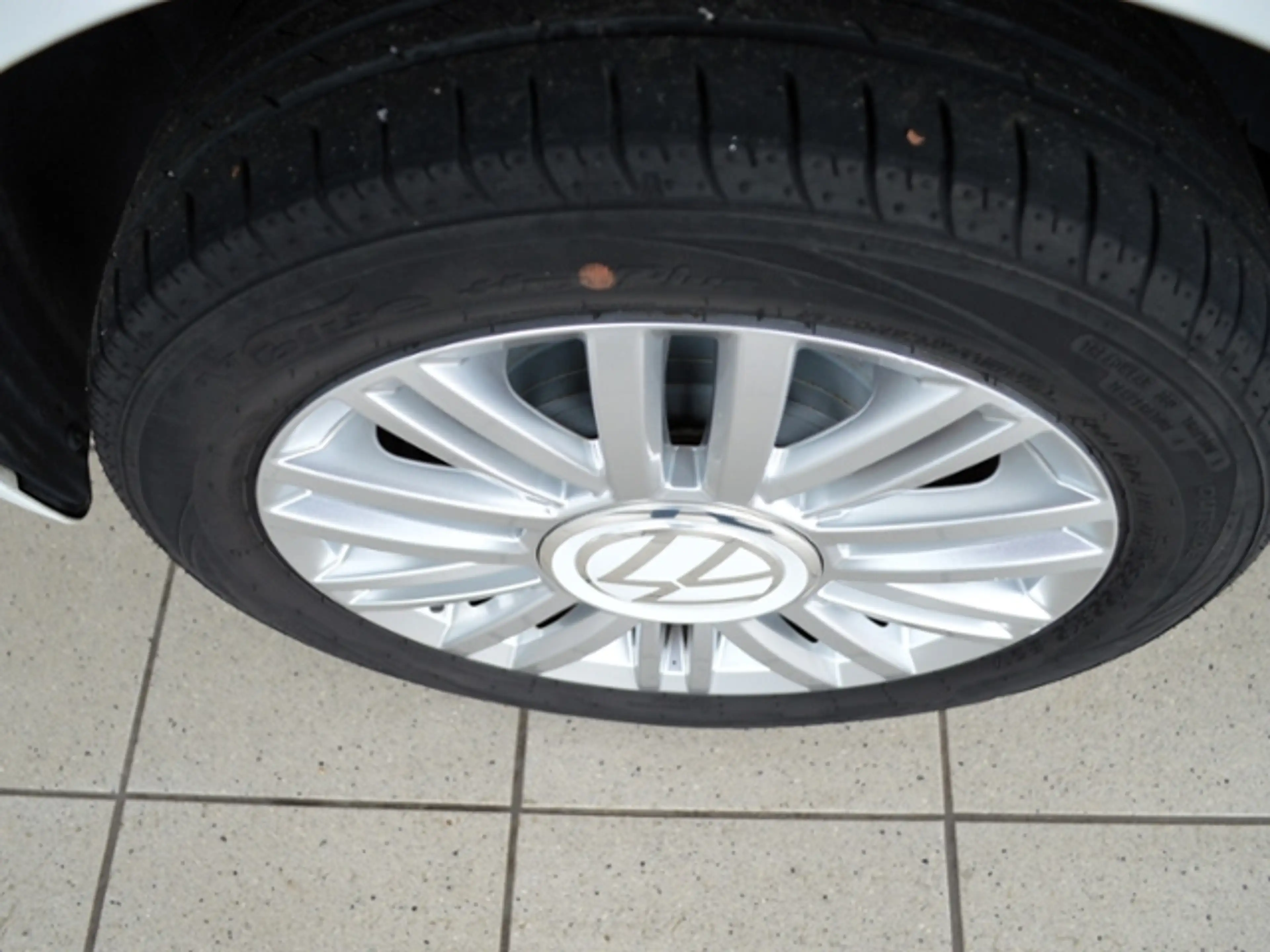 Volkswagen up! 1,0 Move ALU KLIMA KAMERA — photo 8